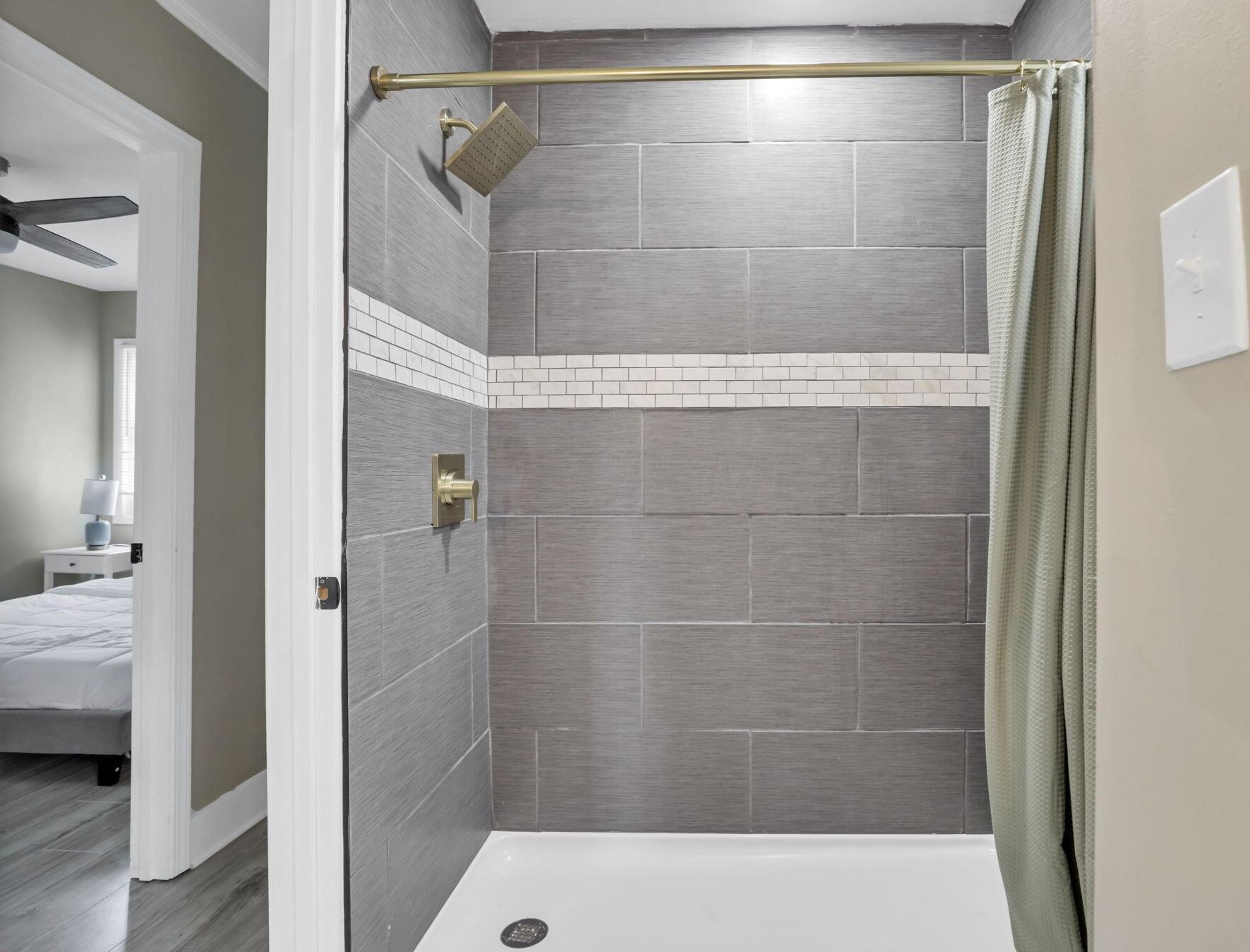 570 Southwood Ave, Columbus OH 43207-1267 exterior