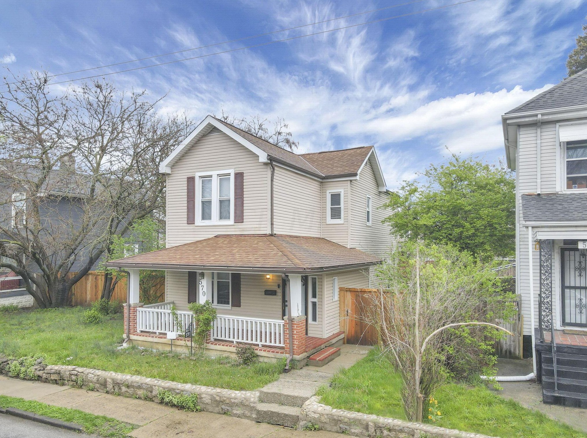 570 Southwood Ave, Columbus OH 43207-1267 exterior