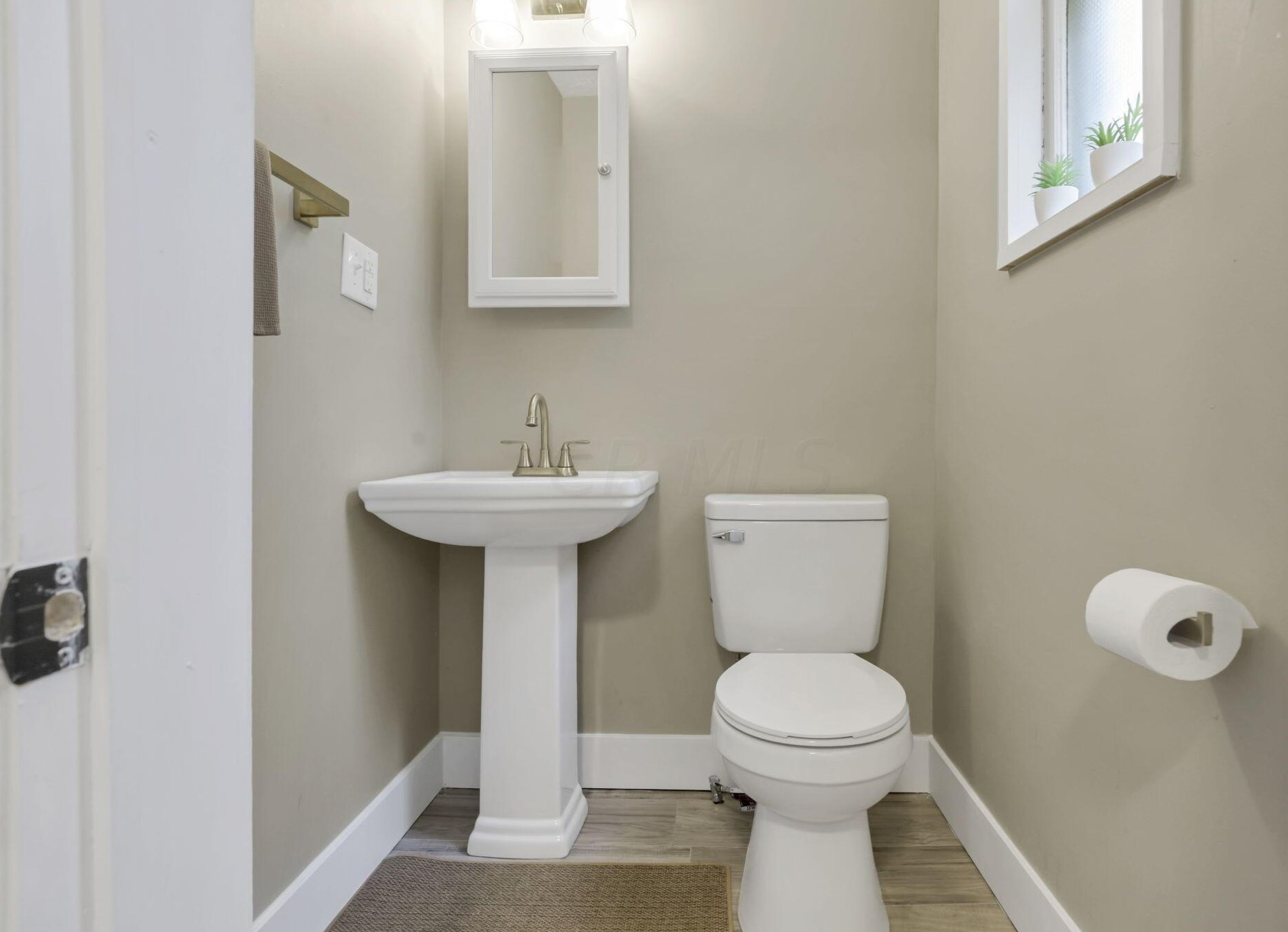 570 Southwood Ave, Columbus OH 43207-1267 exterior