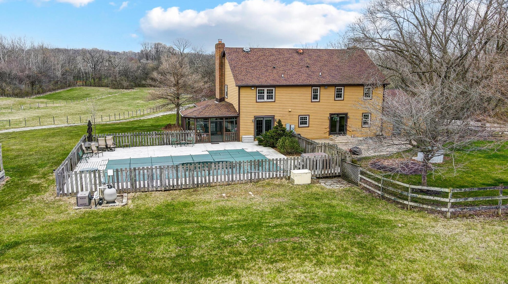 1885 Funderburg Rd, New Carlisle OH  45344-9557 exterior