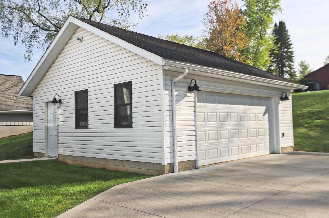 416 Lakeview Heights Dr, Howard OH  43028-9565 exterior