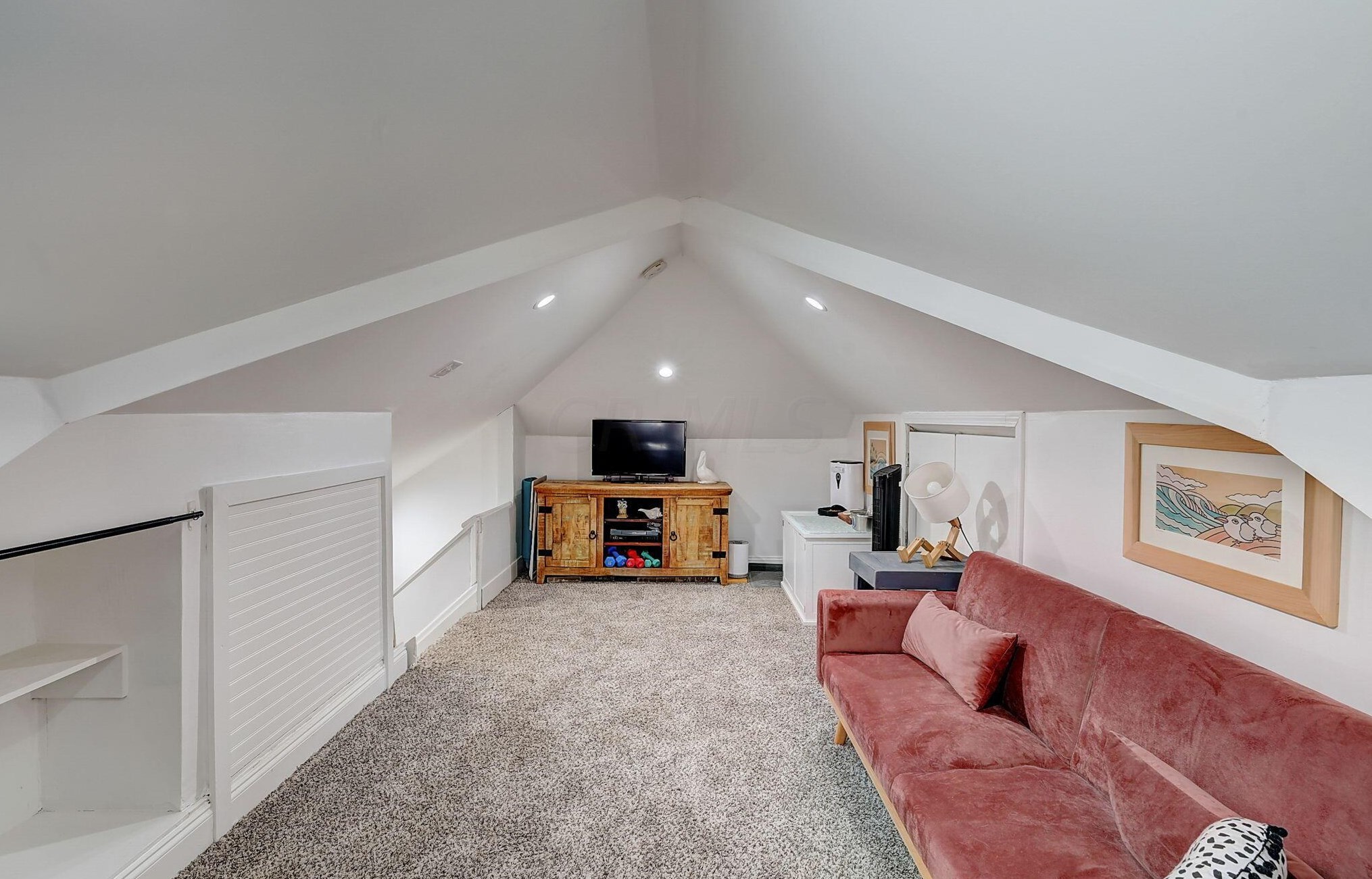 879 Whittier St, Columbus OH  43206-1584 exterior