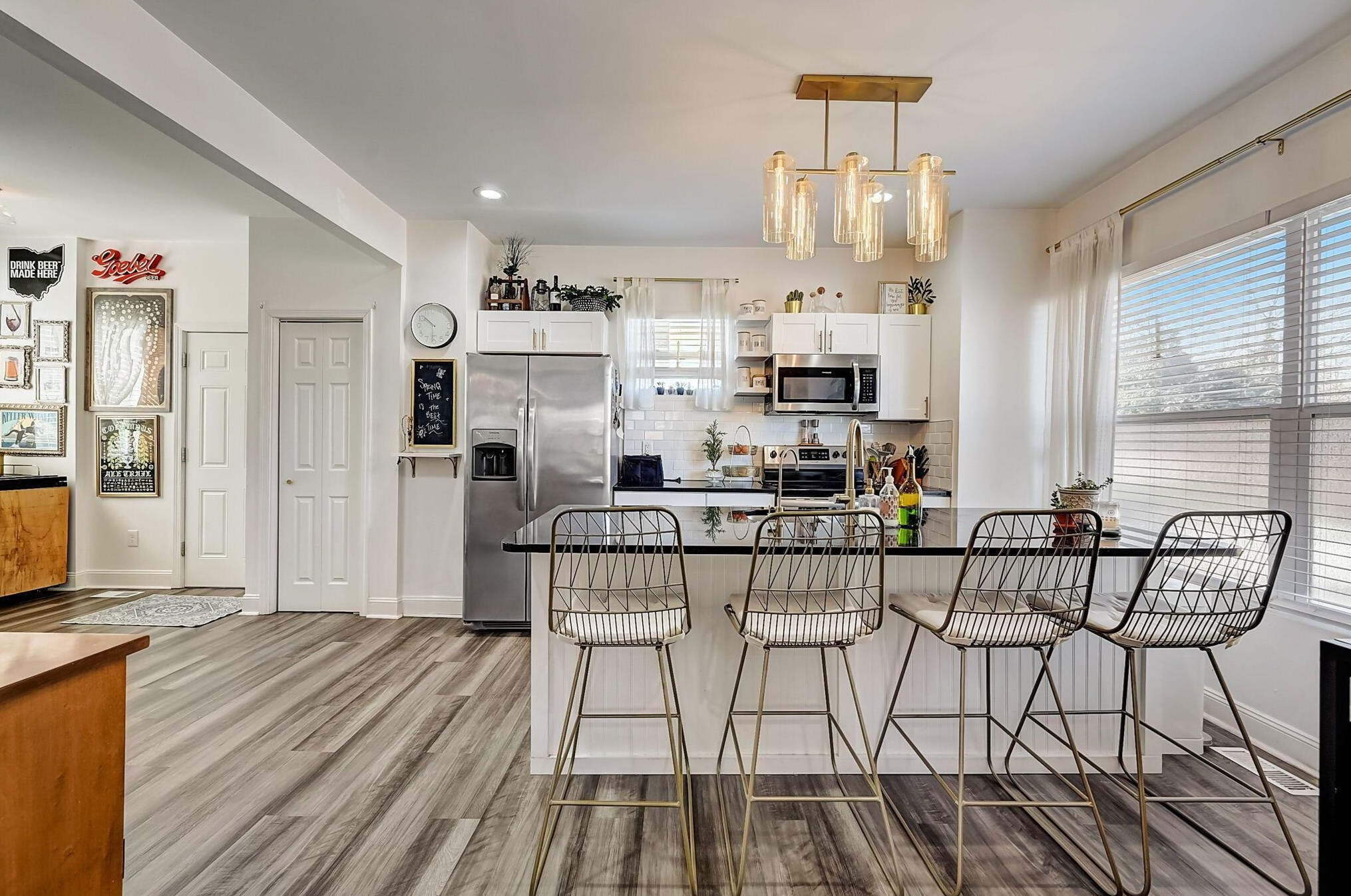 879 Whittier St, Columbus OH  43206-1584 exterior