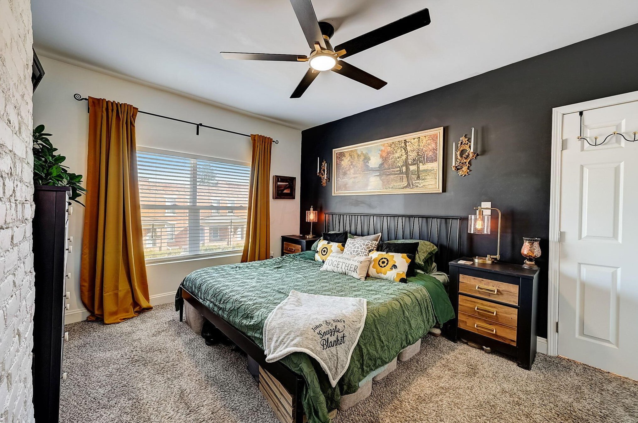 879 Whittier St, Columbus OH  43206-1584 exterior