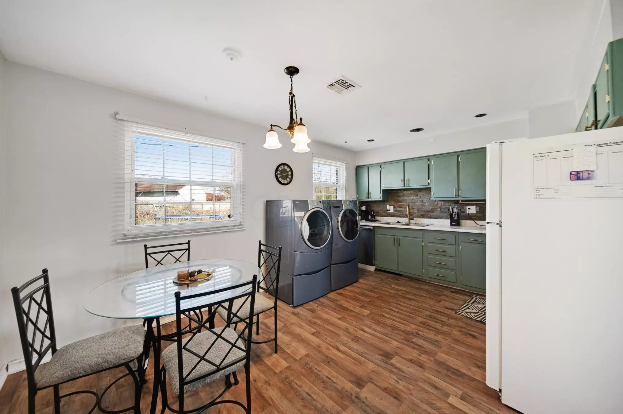 1602 Vilardo Ln, Columbus OH  43227-3630 exterior