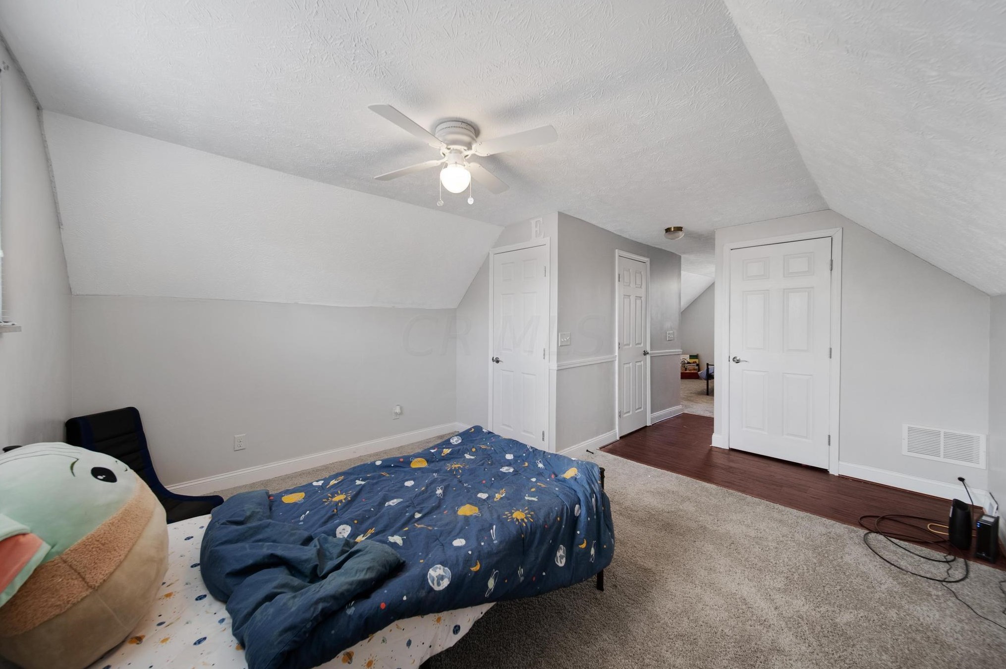 1602 Vilardo Ln, Columbus OH  43227-3630 exterior