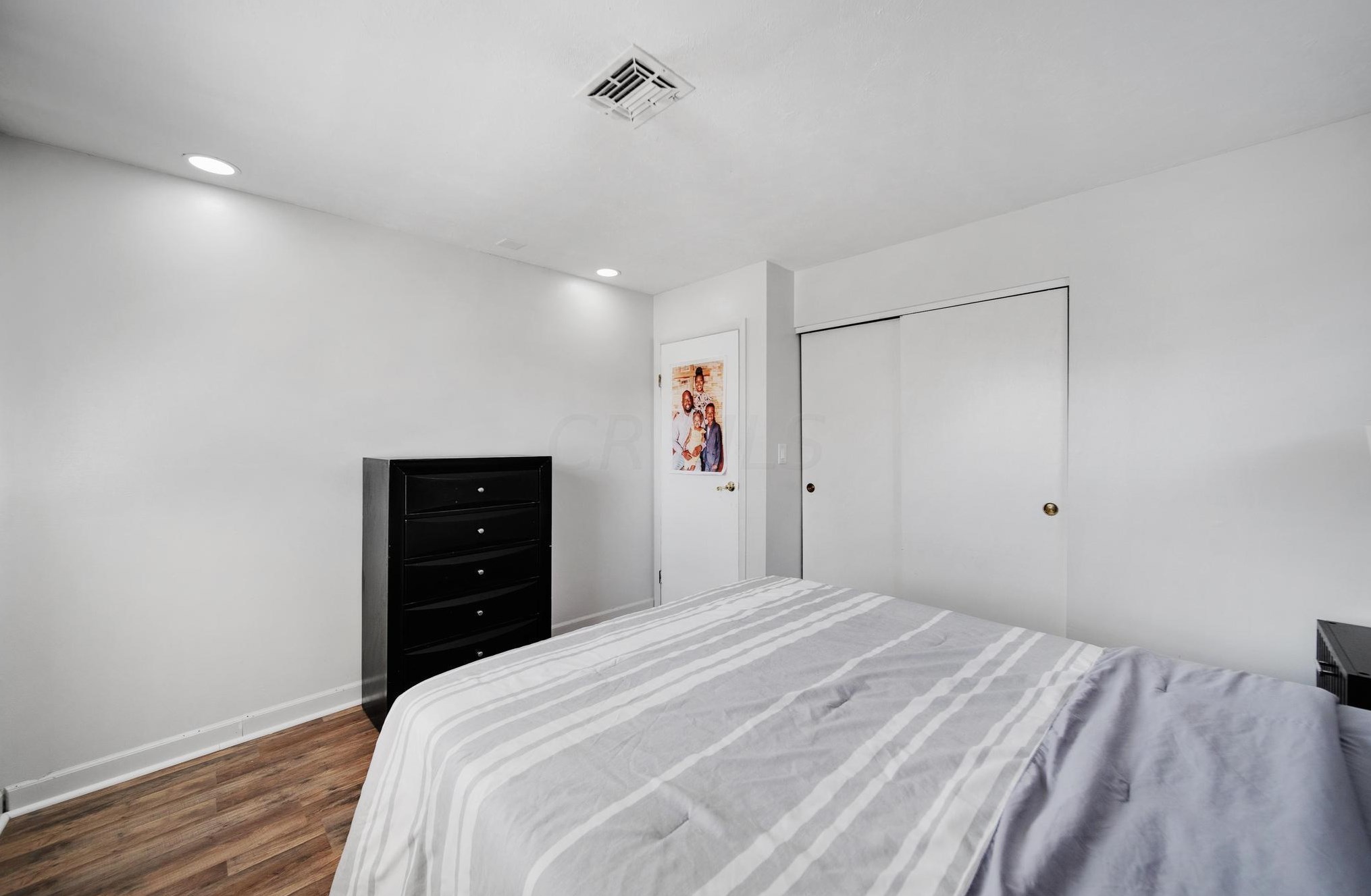 1602 Vilardo Ln, Columbus OH  43227-3630 exterior