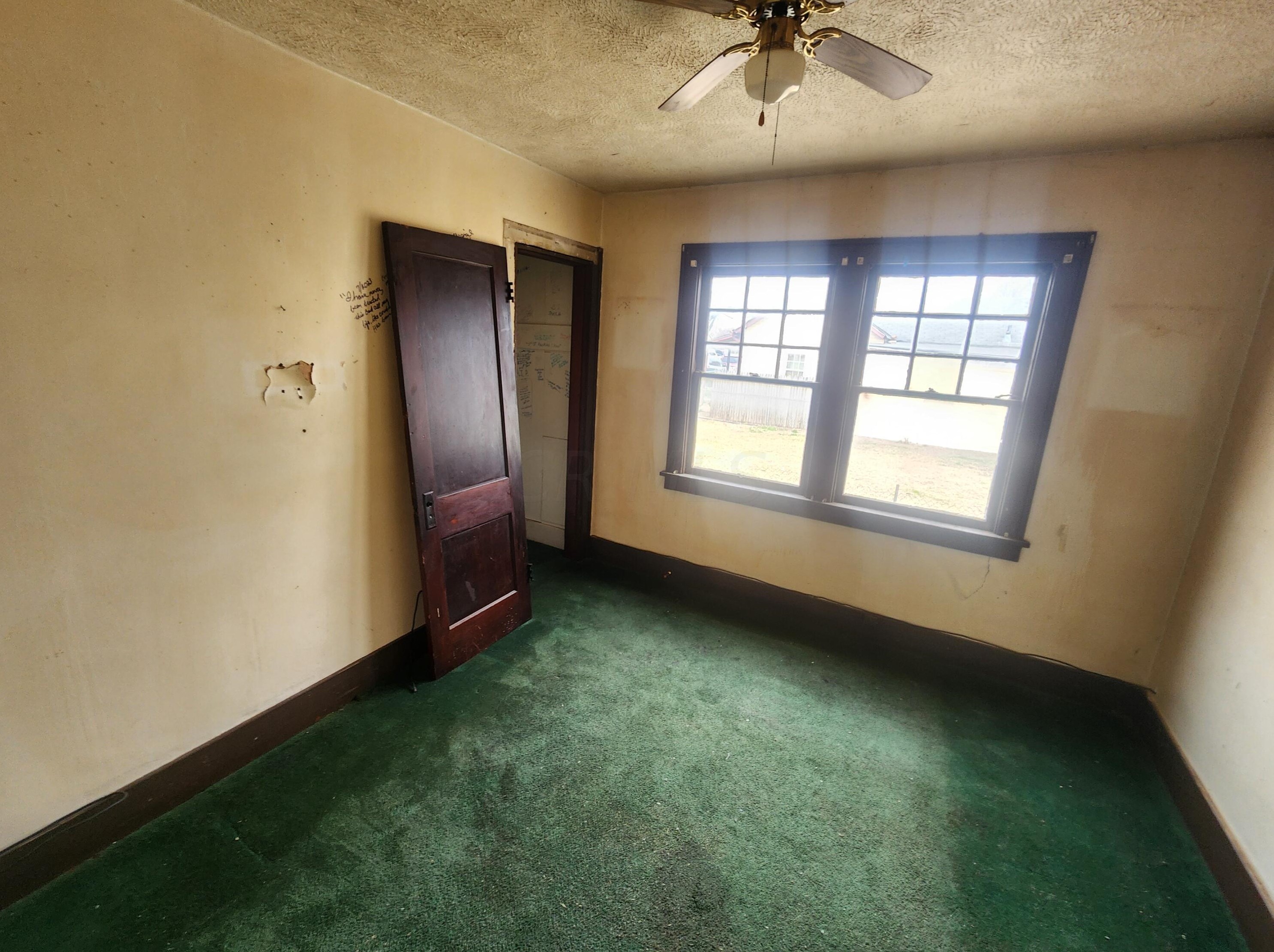 2398 5th St, Columbus OH 43207-2903 exterior