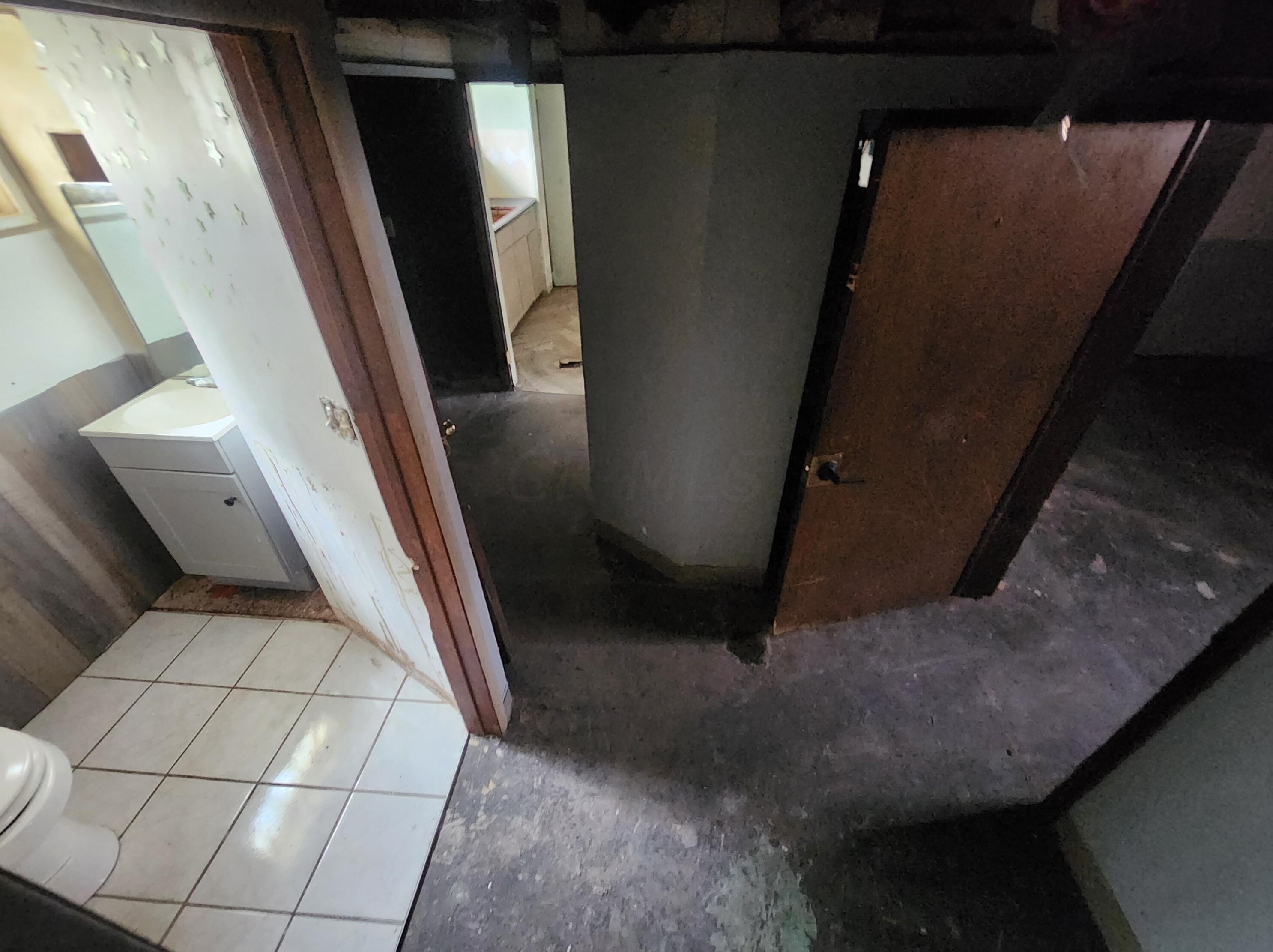 2398 5th St, Columbus OH 43207-2903 exterior