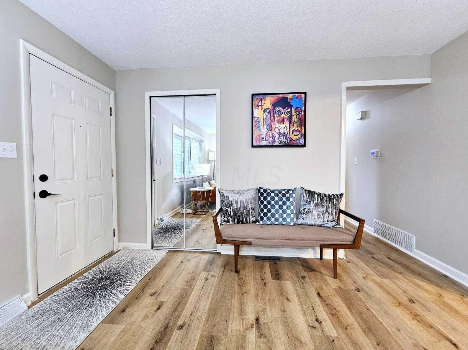 2022 Sharbot Dr, Columbus OH  43229-5761 exterior