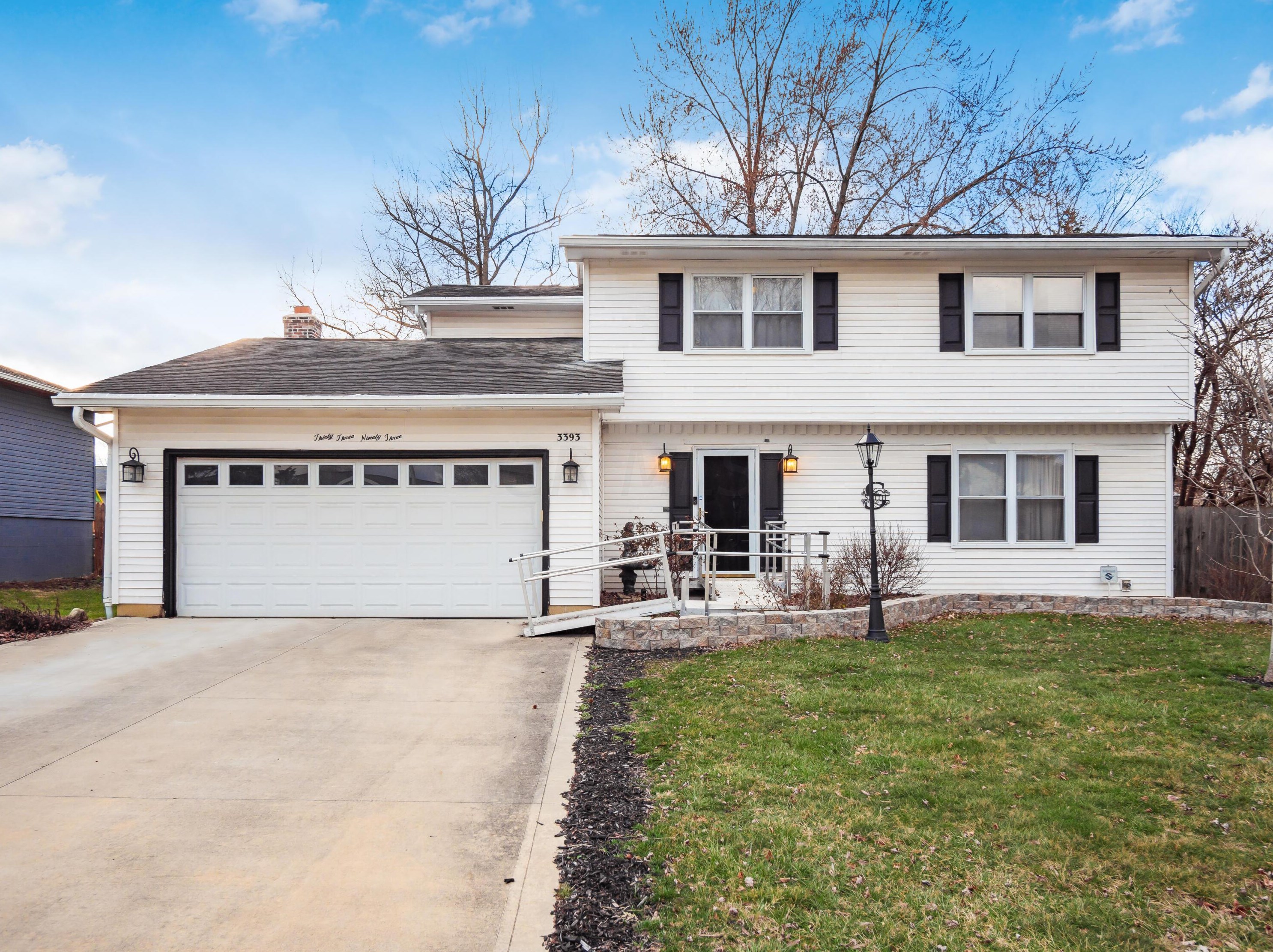3393 Josephine Cir, Darbydale, OH 43123