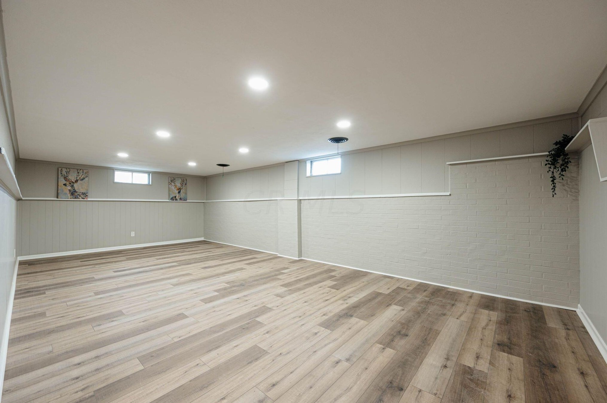 3222 Briggs Rd, Columbus OH 43204-1702 exterior