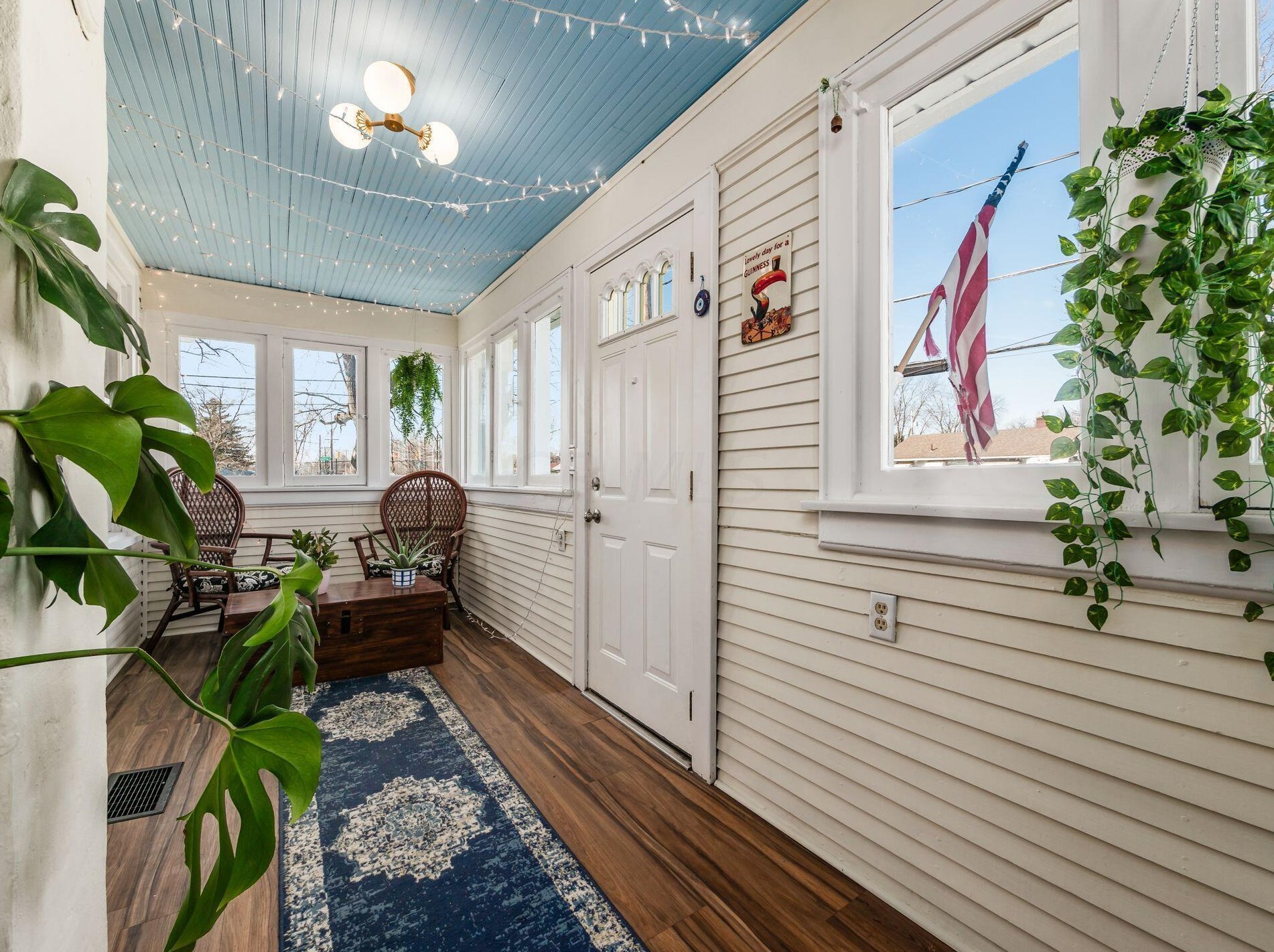 2908 Fairwood Ave, Columbus OH  43207-2651 exterior