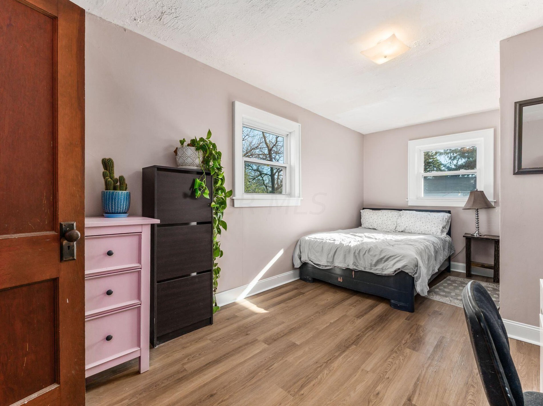 2908 Fairwood Ave, Columbus OH  43207-2651 exterior