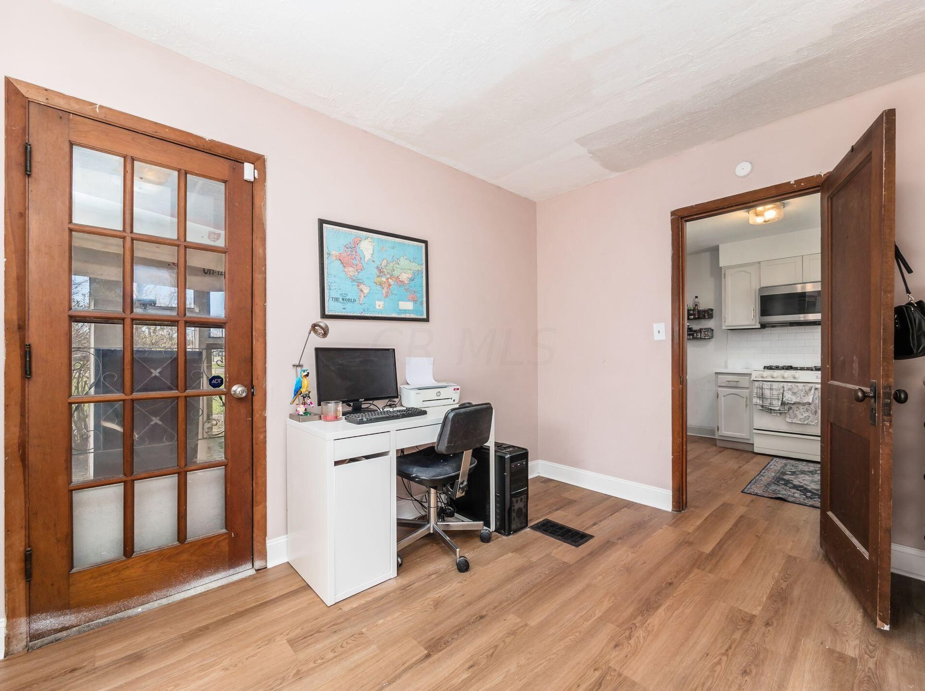 2908 Fairwood Ave, Columbus OH  43207-2651 exterior