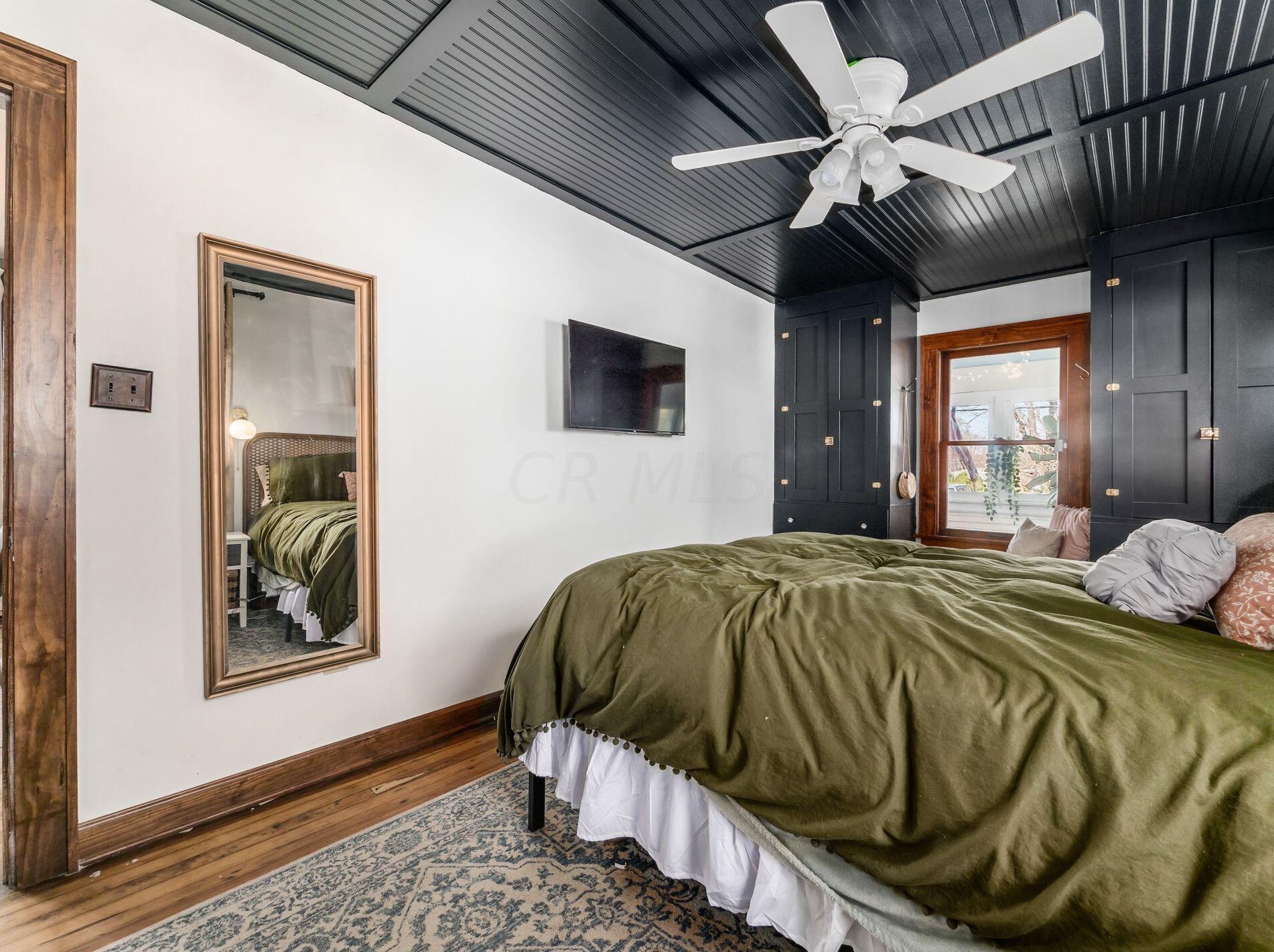 2908 Fairwood Ave, Columbus OH  43207-2651 exterior