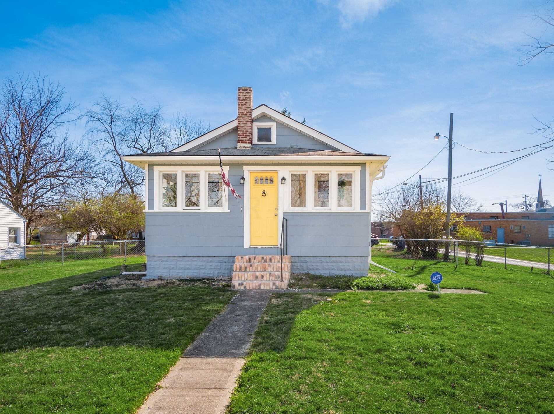 2908 Fairwood Ave, Columbus, OH 43207