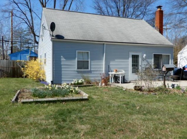 941 Exeter Rd, Columbus, OH 43213