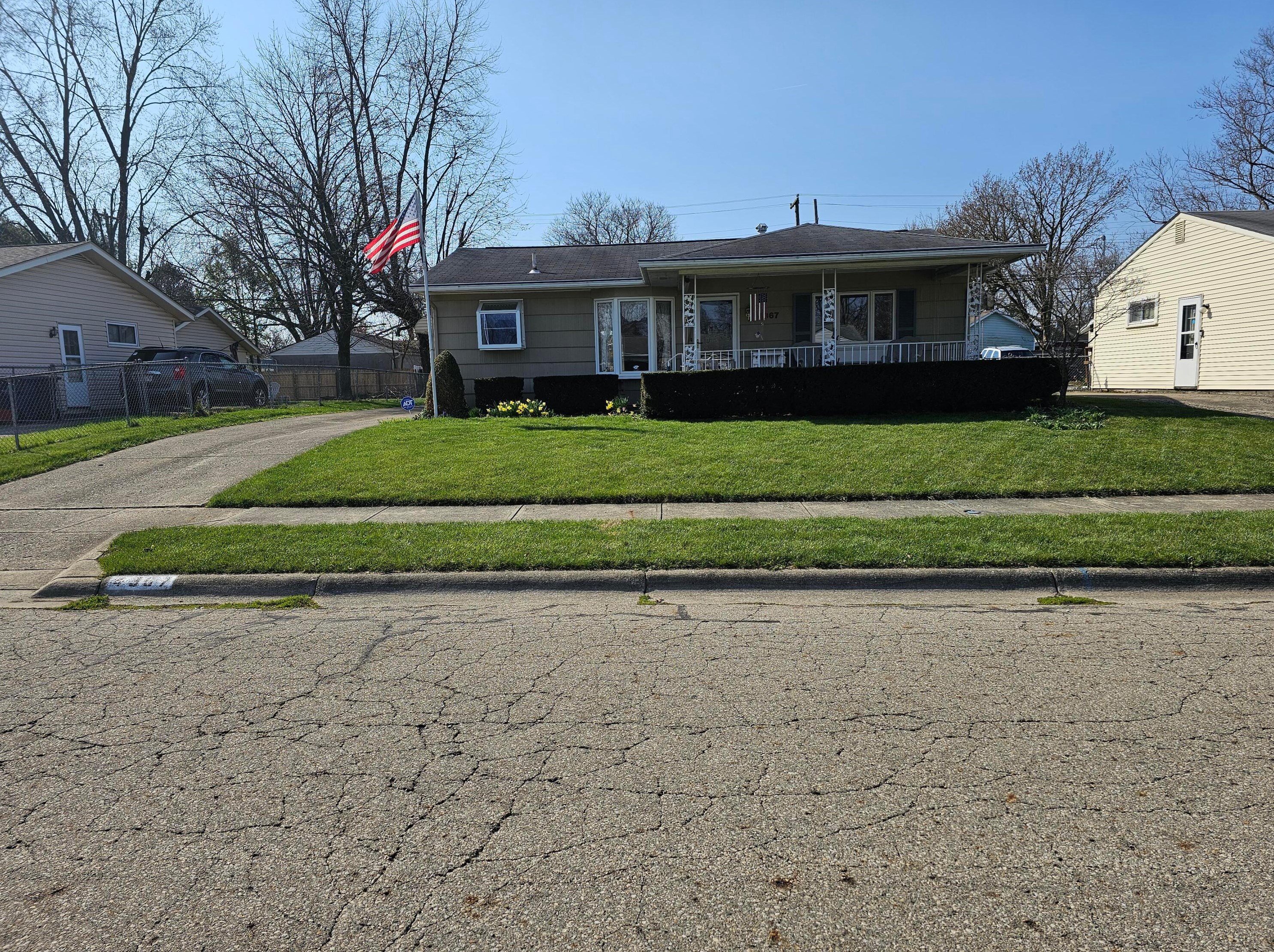 4367 Kumler Dr, Columbus, OH 43213-1840