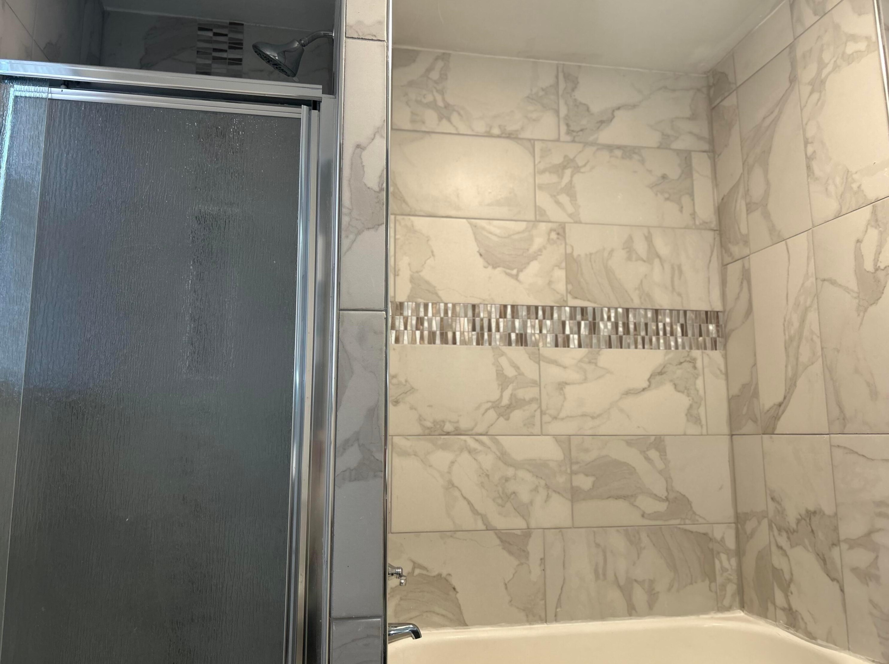 143 Oakley Ave, Columbus OH 43204-3216 exterior