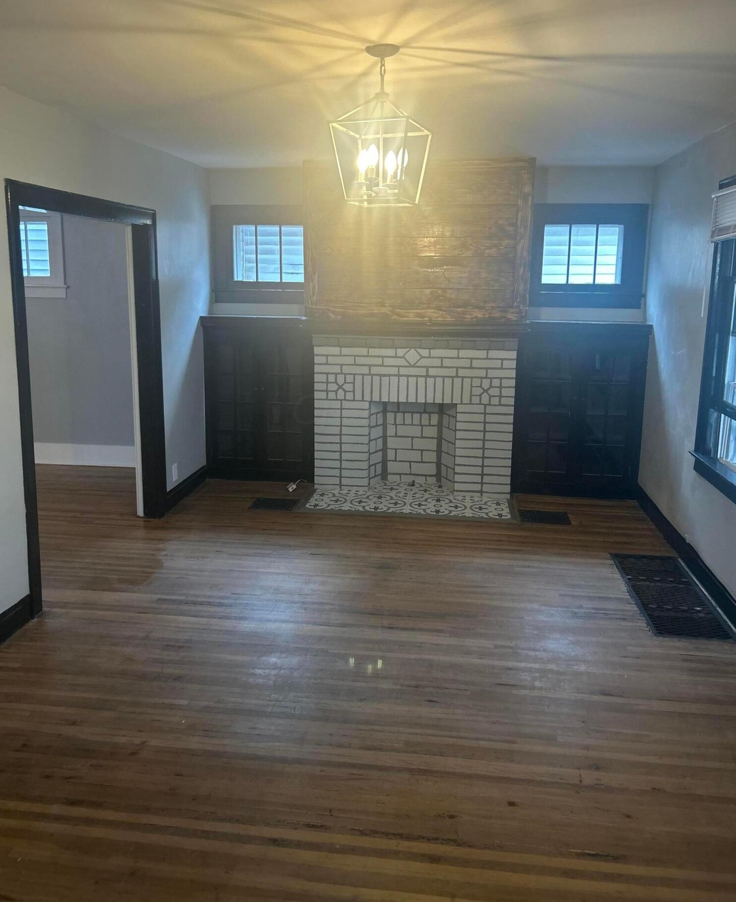 143 Oakley Ave, Columbus OH 43204-3216 exterior