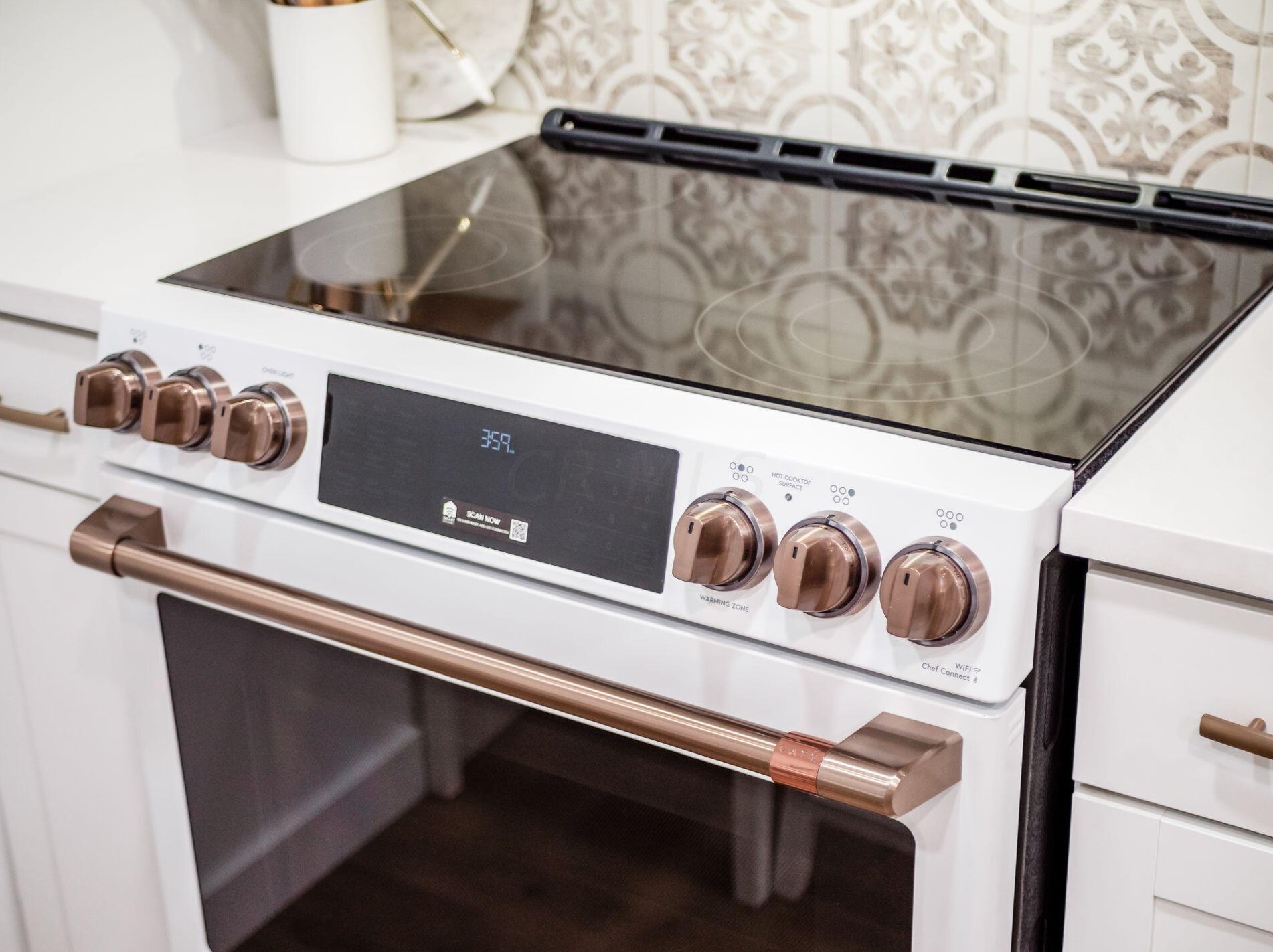 146 Virginialee Rd, Columbus OH  43209-7503 exterior