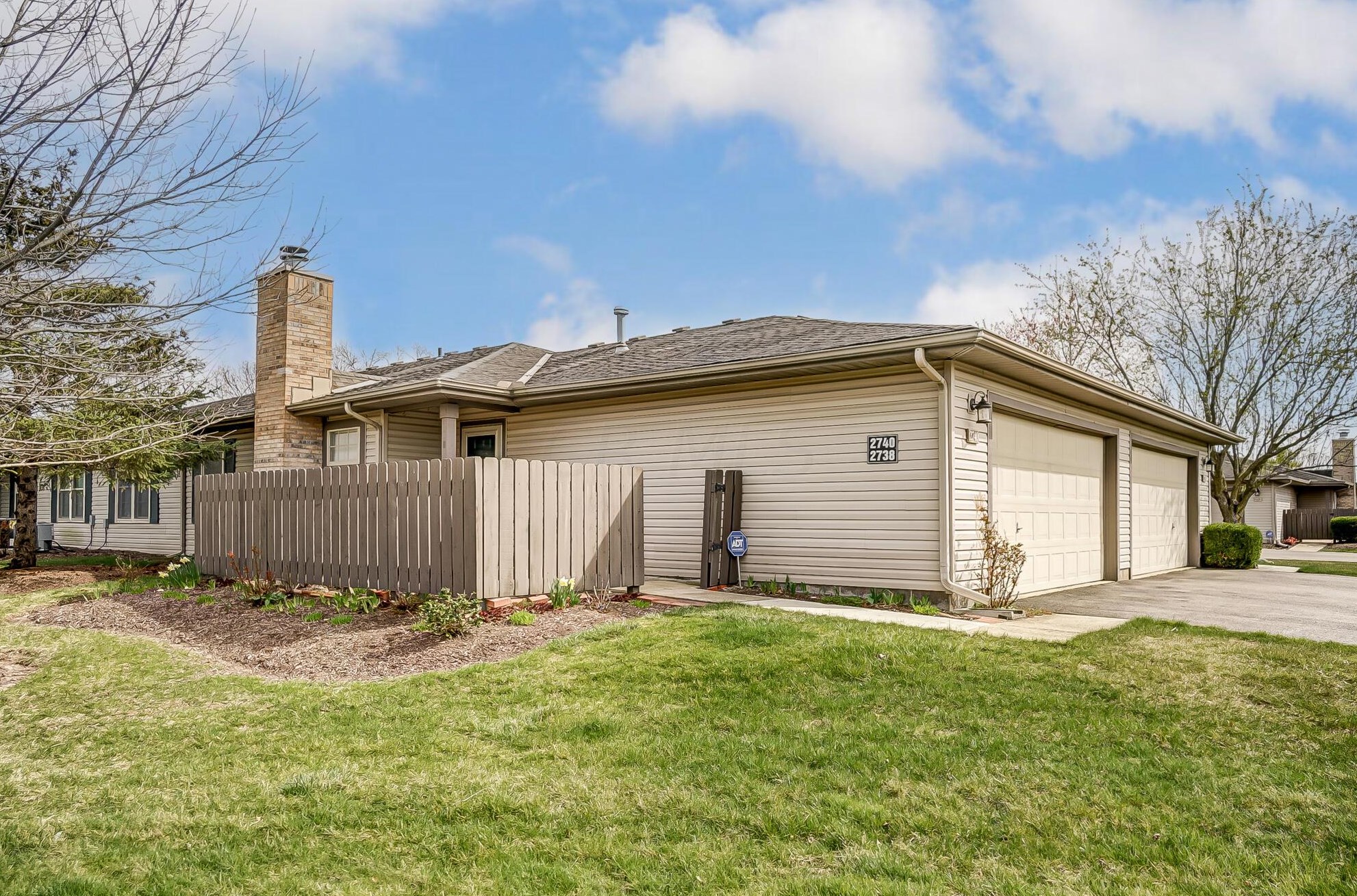 2740 Brittany Oaks Blvd, Hilliard, OH 43026-8576