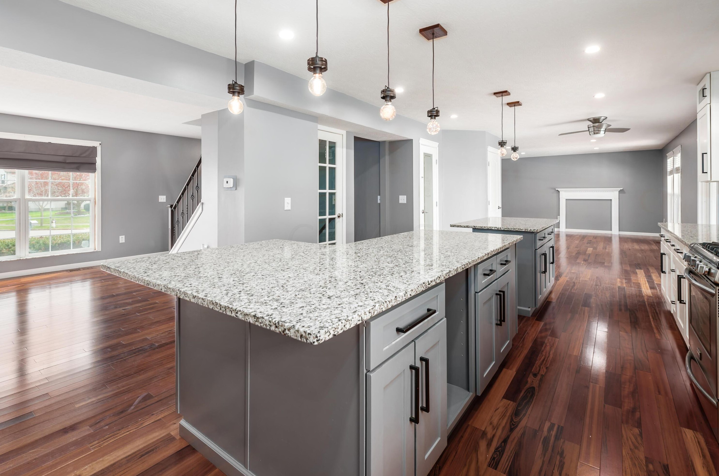 6436 Hemmingford Dr, Cnl Wnchstr OH  43110-8632 exterior