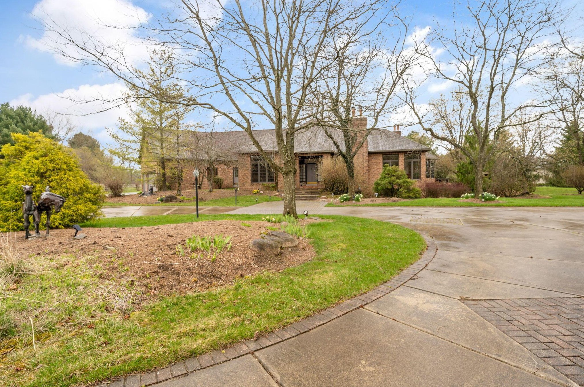 3450 Mann Rd, Blacklick, OH 43004-8718