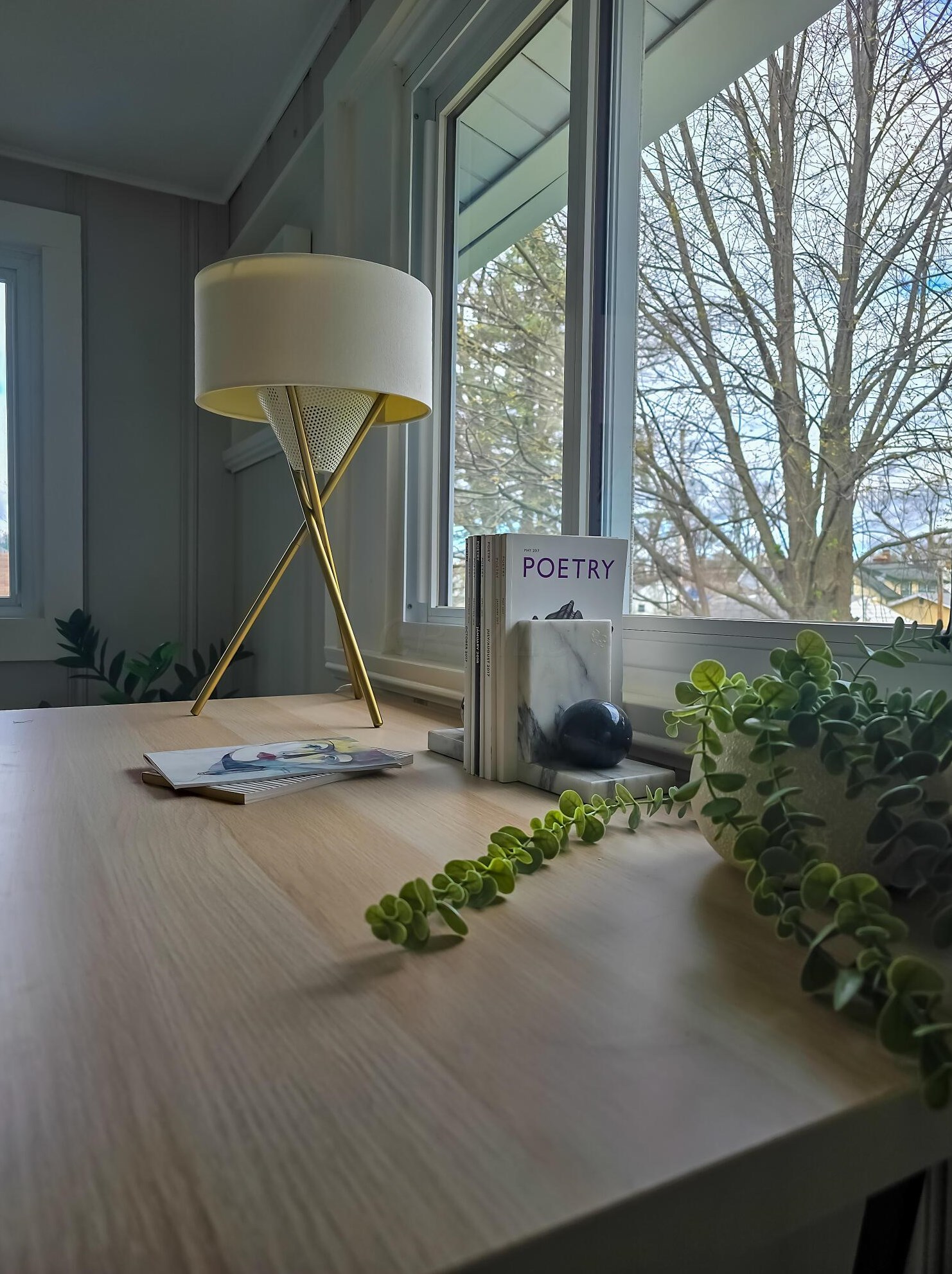 2208 Willamont Ave, Columbus OH  43219-2658 exterior