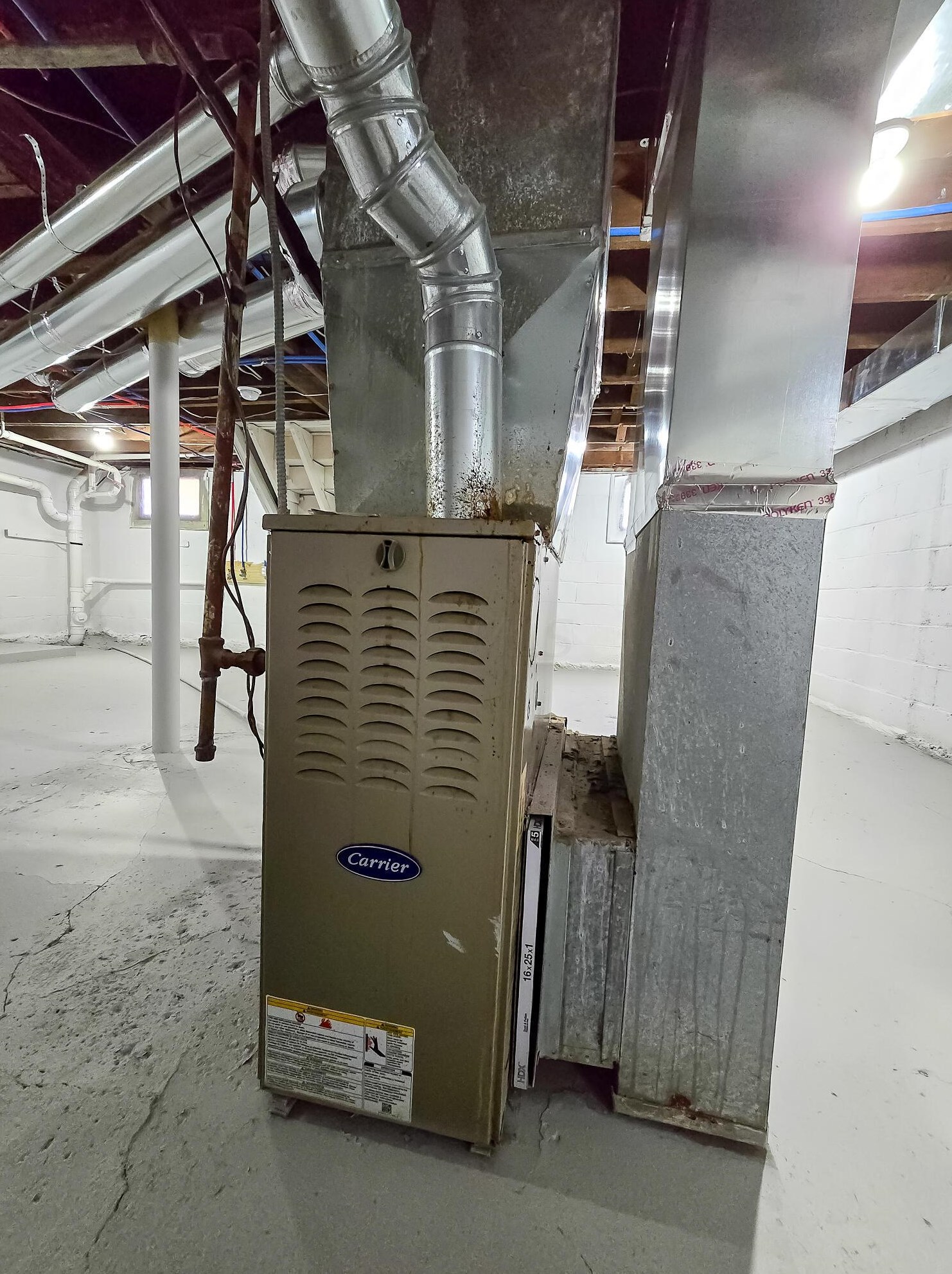 2208 Willamont Ave, Columbus OH  43219-2658 exterior