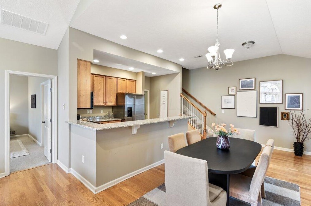 345 Cover Pl, Columbus OH 43235-6452 exterior