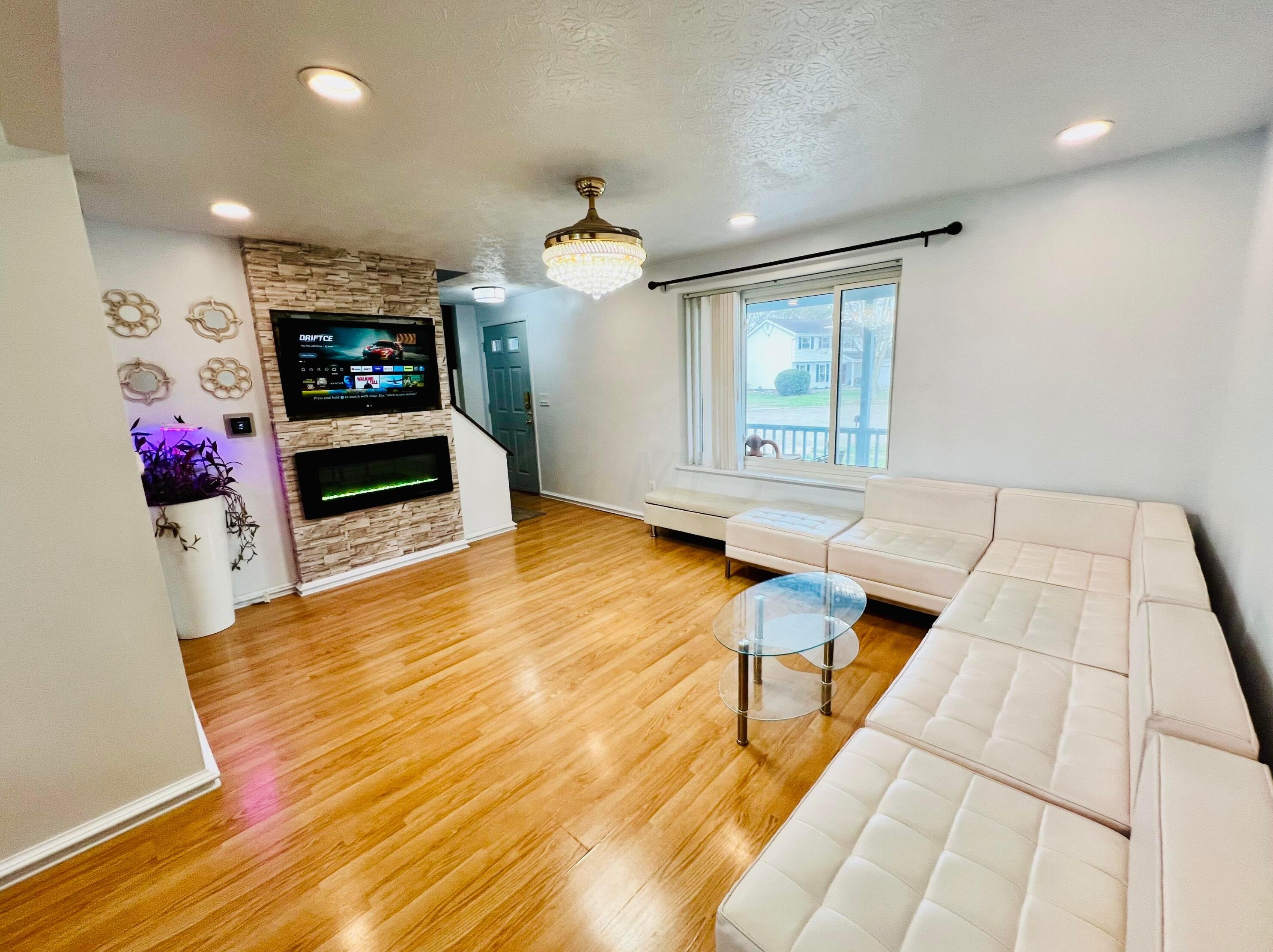 3100 Aullwood Ct, Dublin OH  43017-1707 exterior