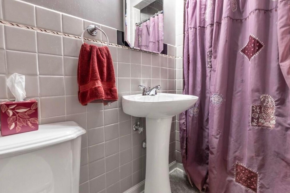 210 Fair Ave, Lancaster OH 43130-2320 exterior