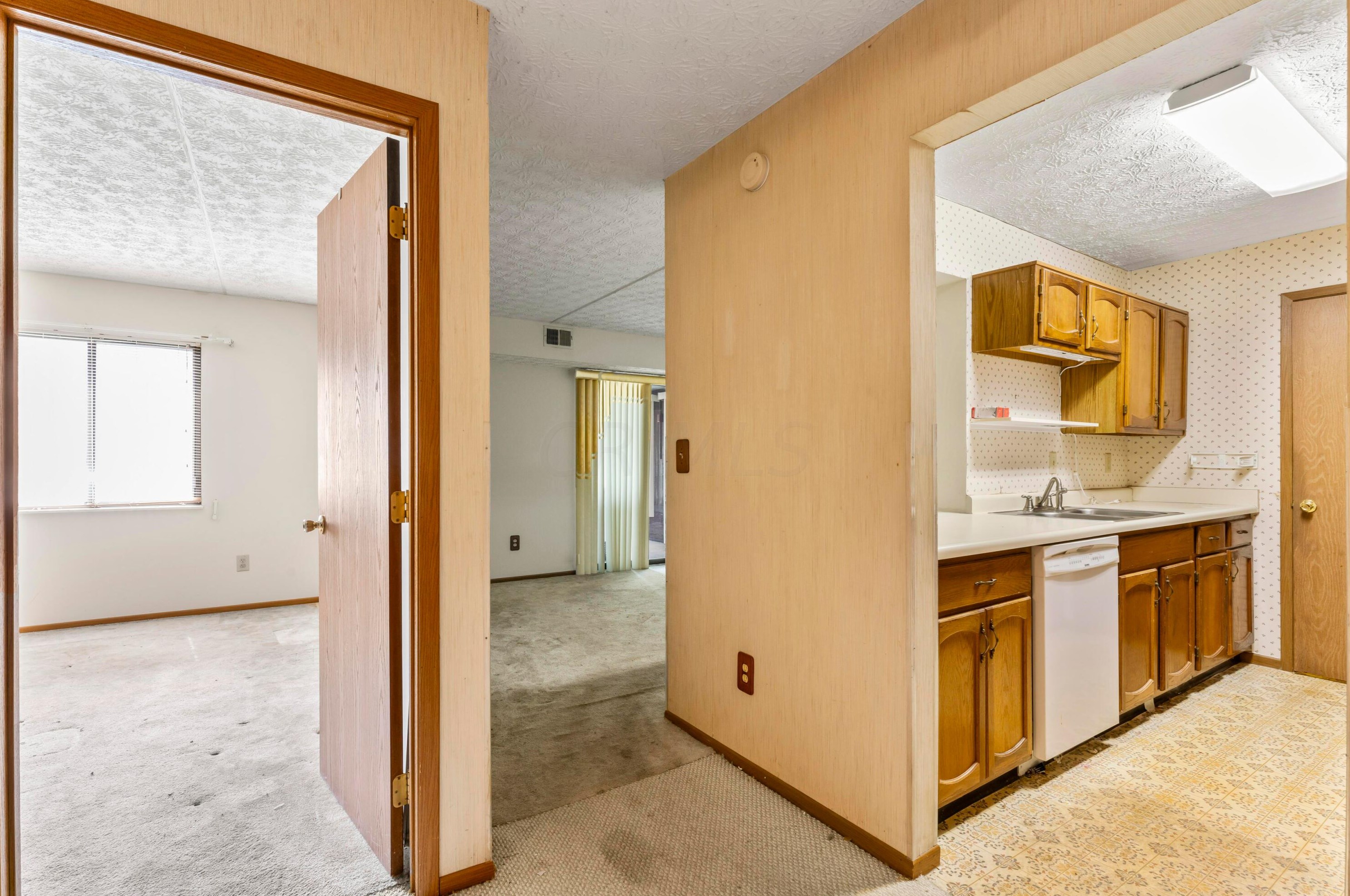 3967 Karl Rd #121, Columbus, OH 43224