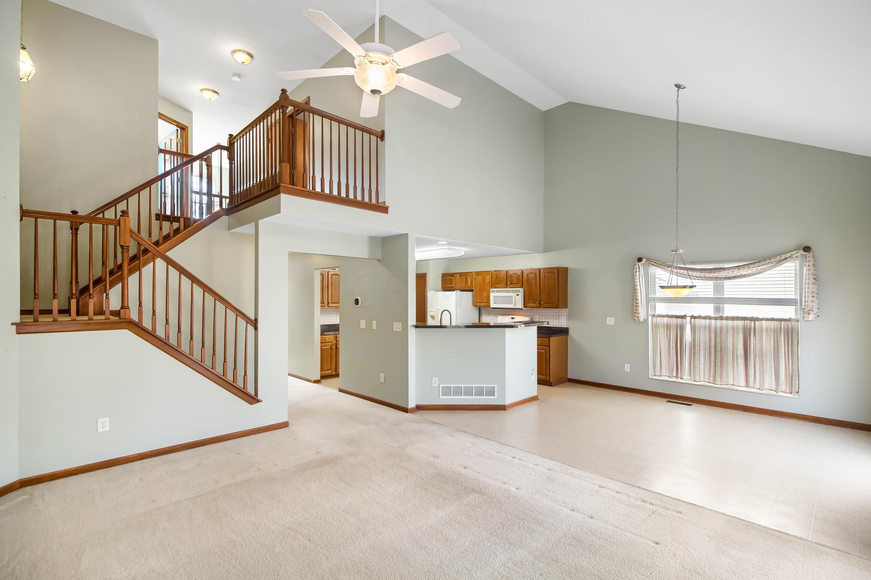 8270 Crete Ln, Blacklick, OH 43004