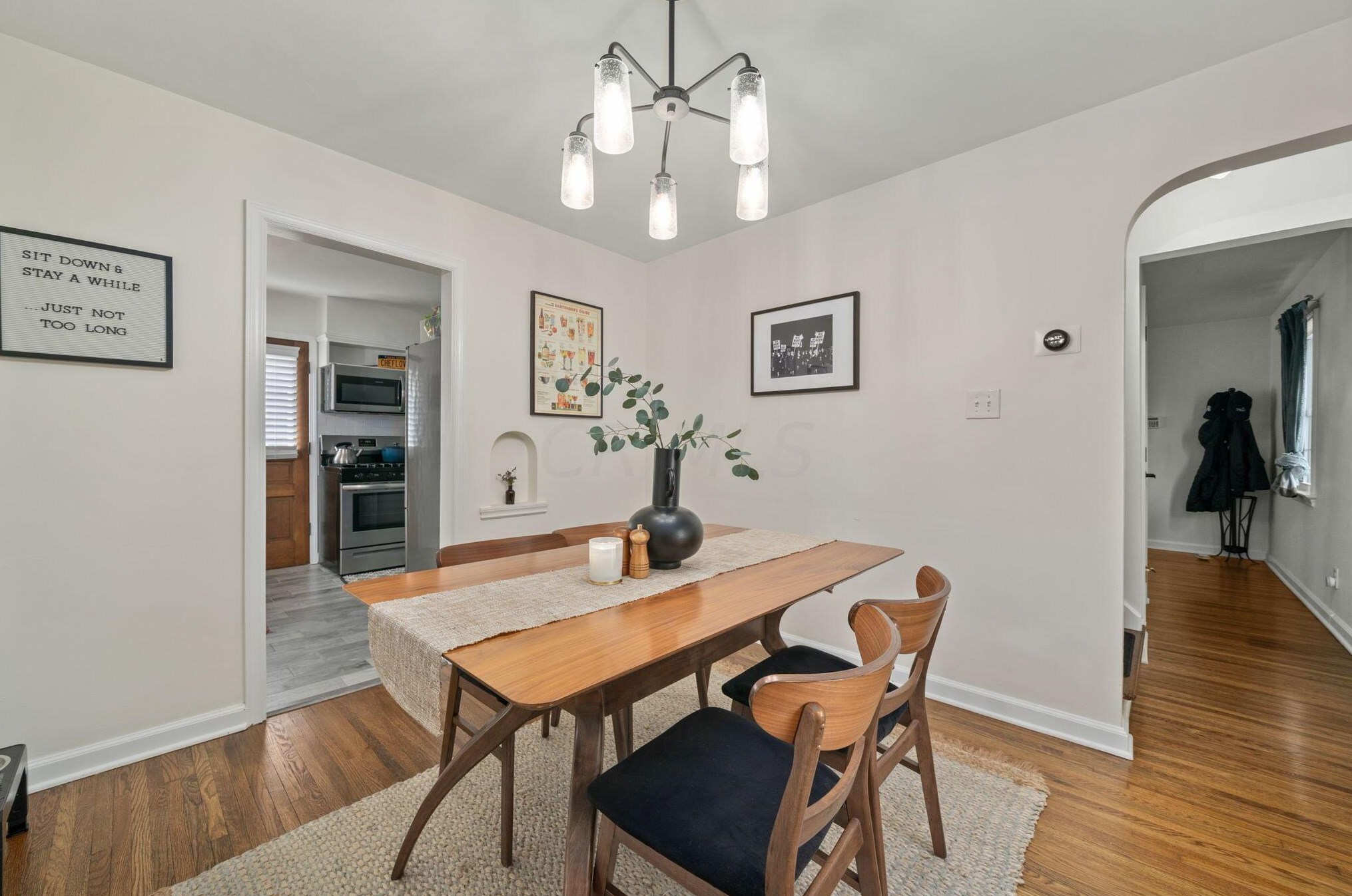 946 Grandon Ave, Columbus OH  43209-2529 exterior