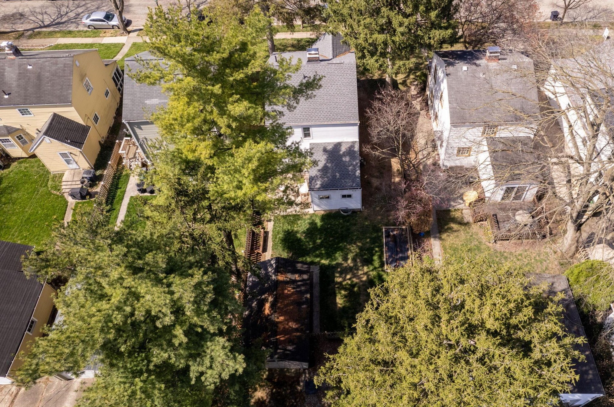 946 Grandon Ave, Columbus OH  43209-2529 exterior