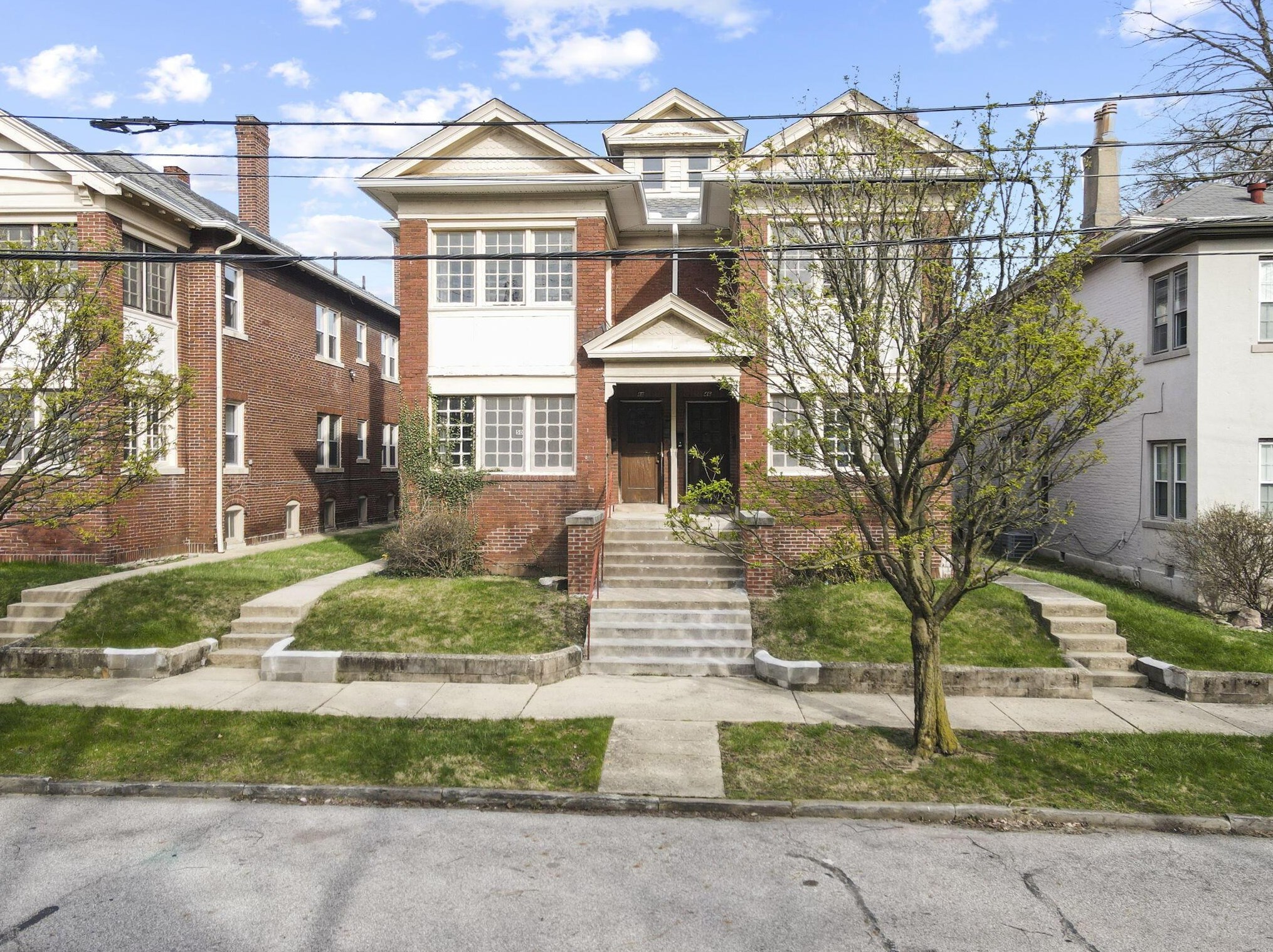 44 Winner Ave, Columbus, OH 43203-1954