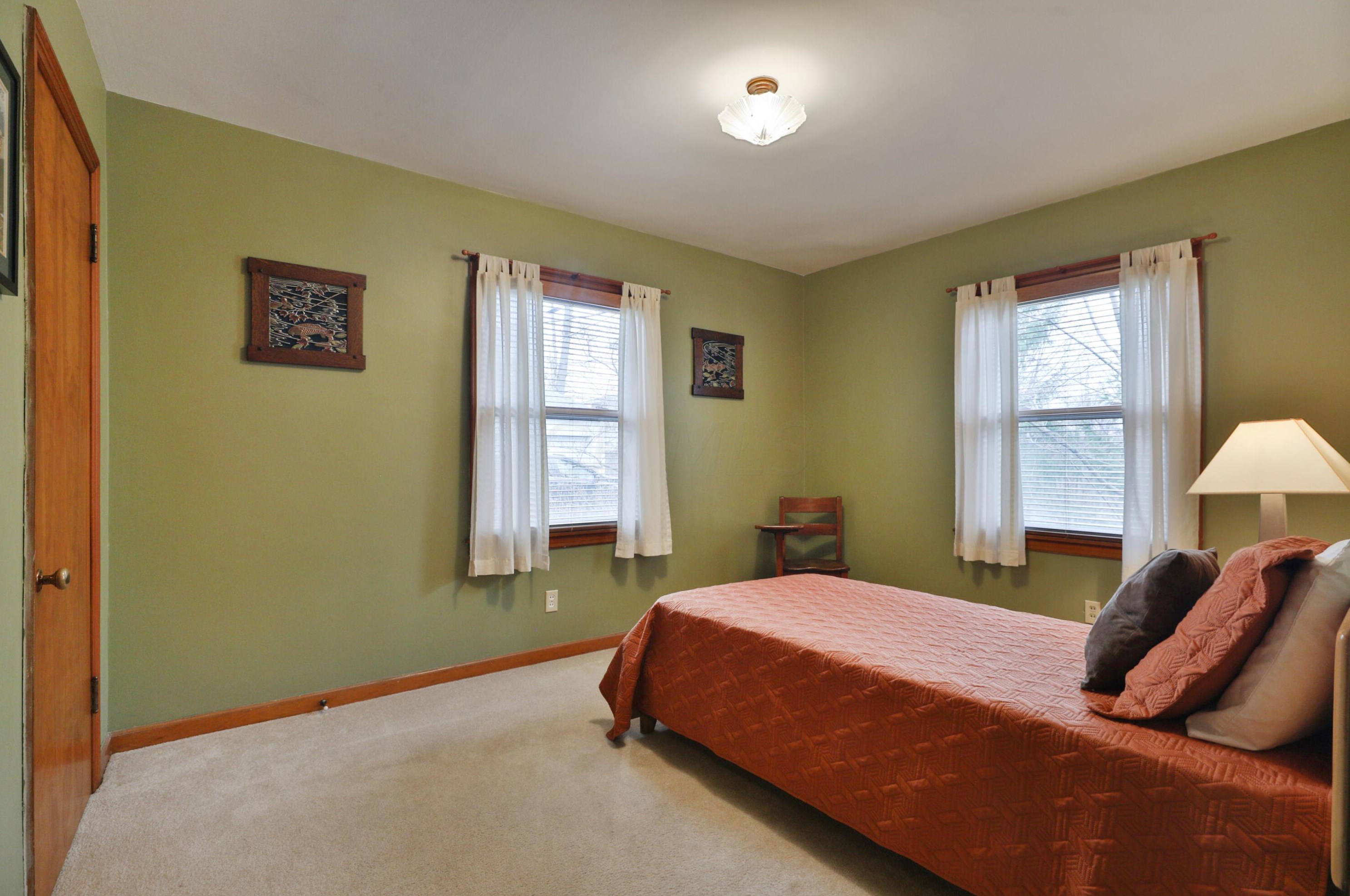 670 Glenmont Ave, Columbus OH 43214-3254 exterior