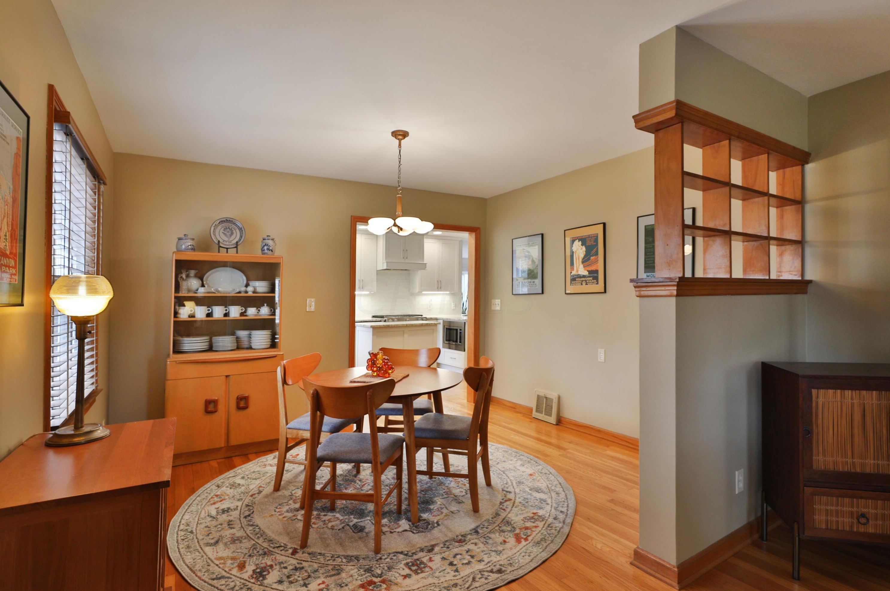 670 Glenmont Ave, Columbus OH 43214-3254 exterior