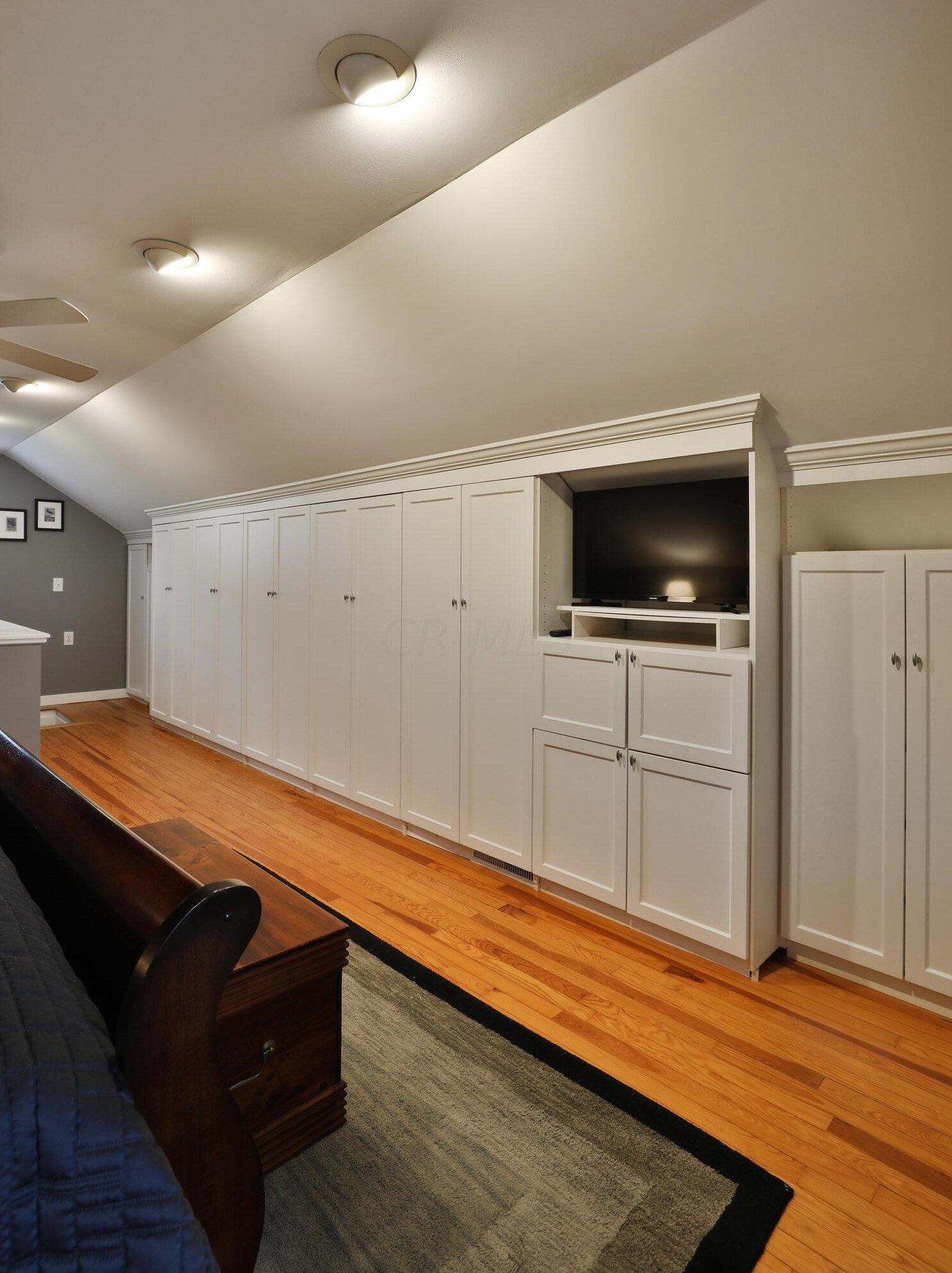 670 Glenmont Ave, Columbus OH 43214-3254 exterior