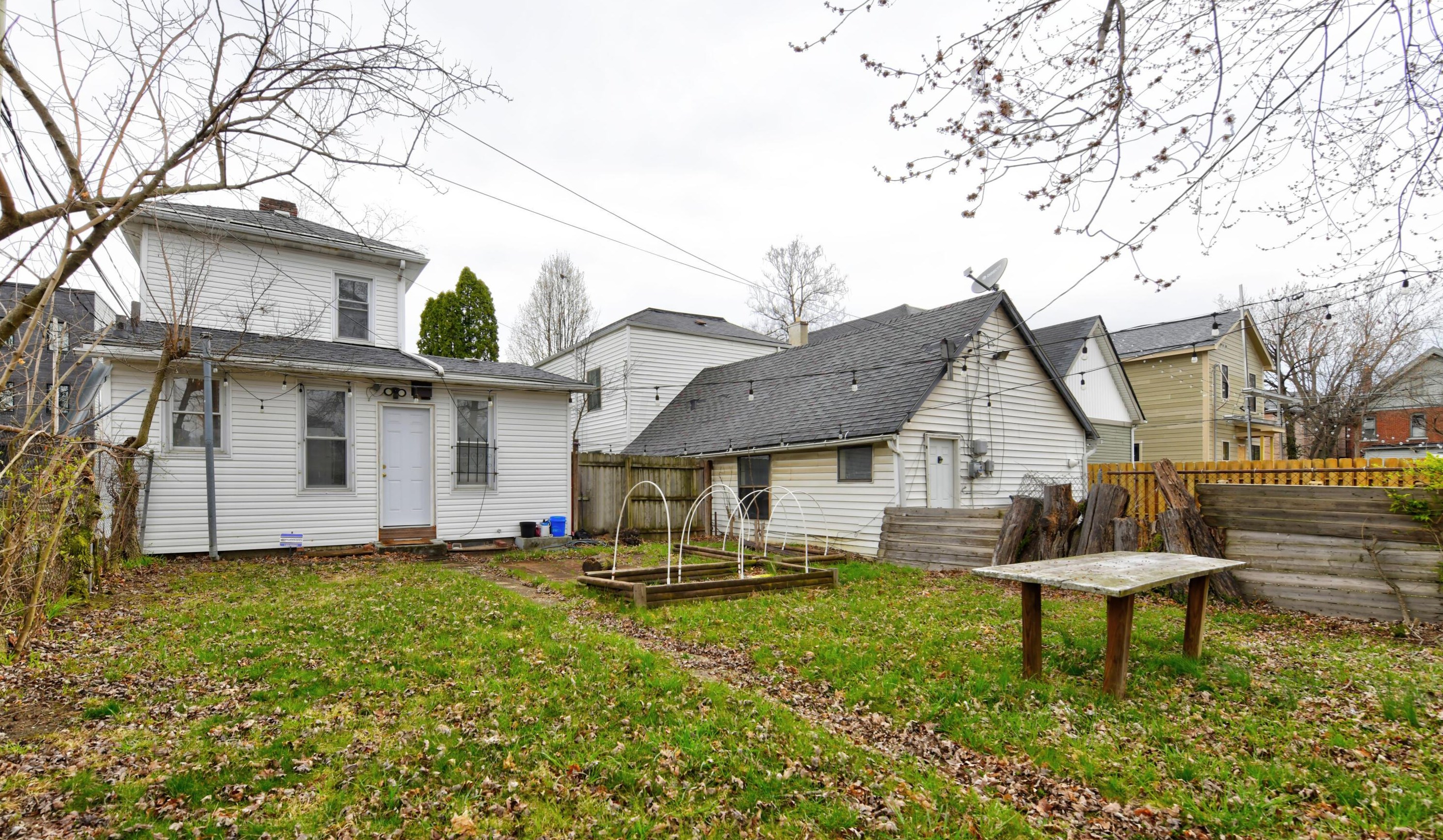 344 Loeffler Ave, Columbus OH exterior