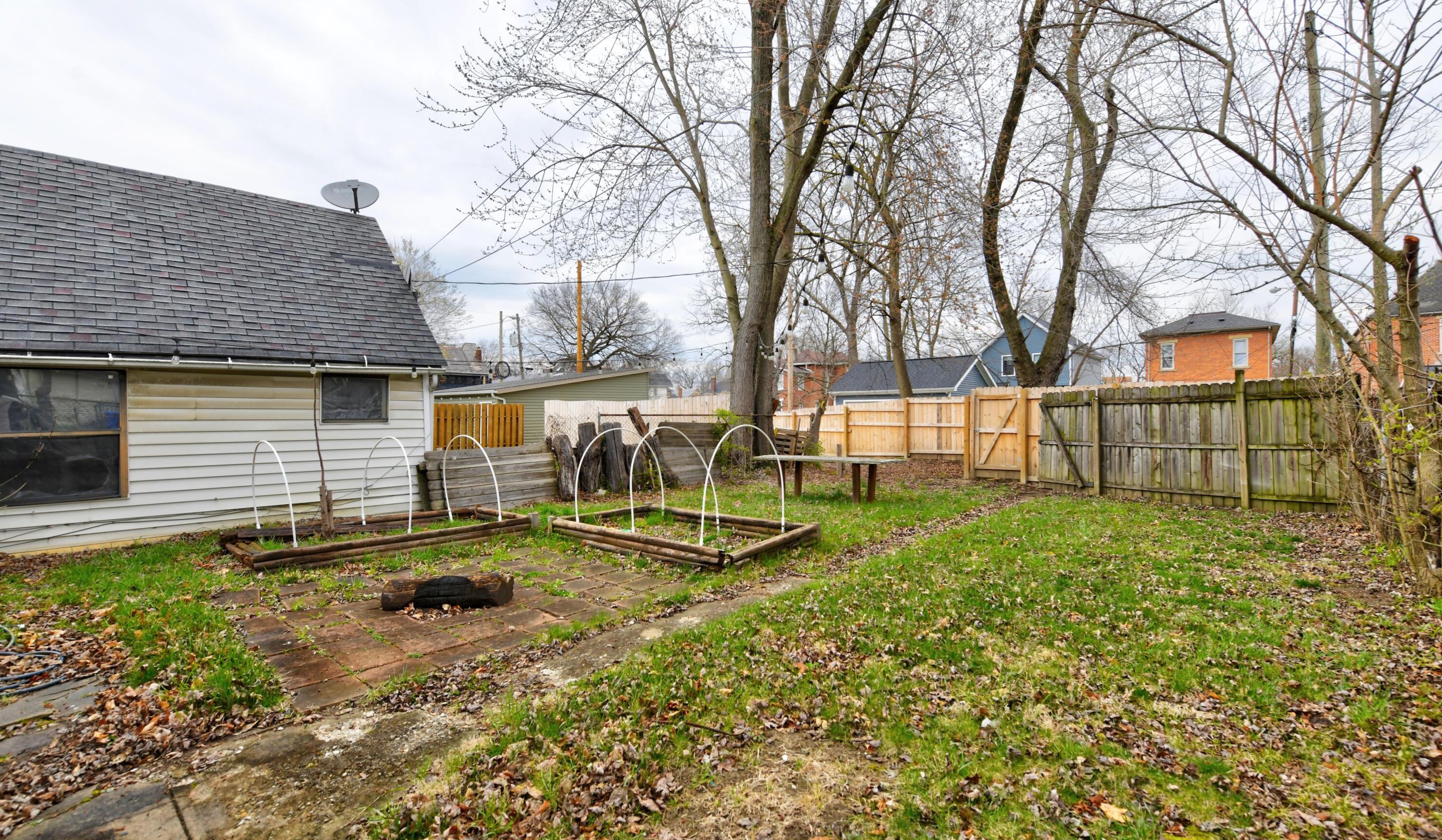 344 Loeffler Ave, Columbus OH exterior