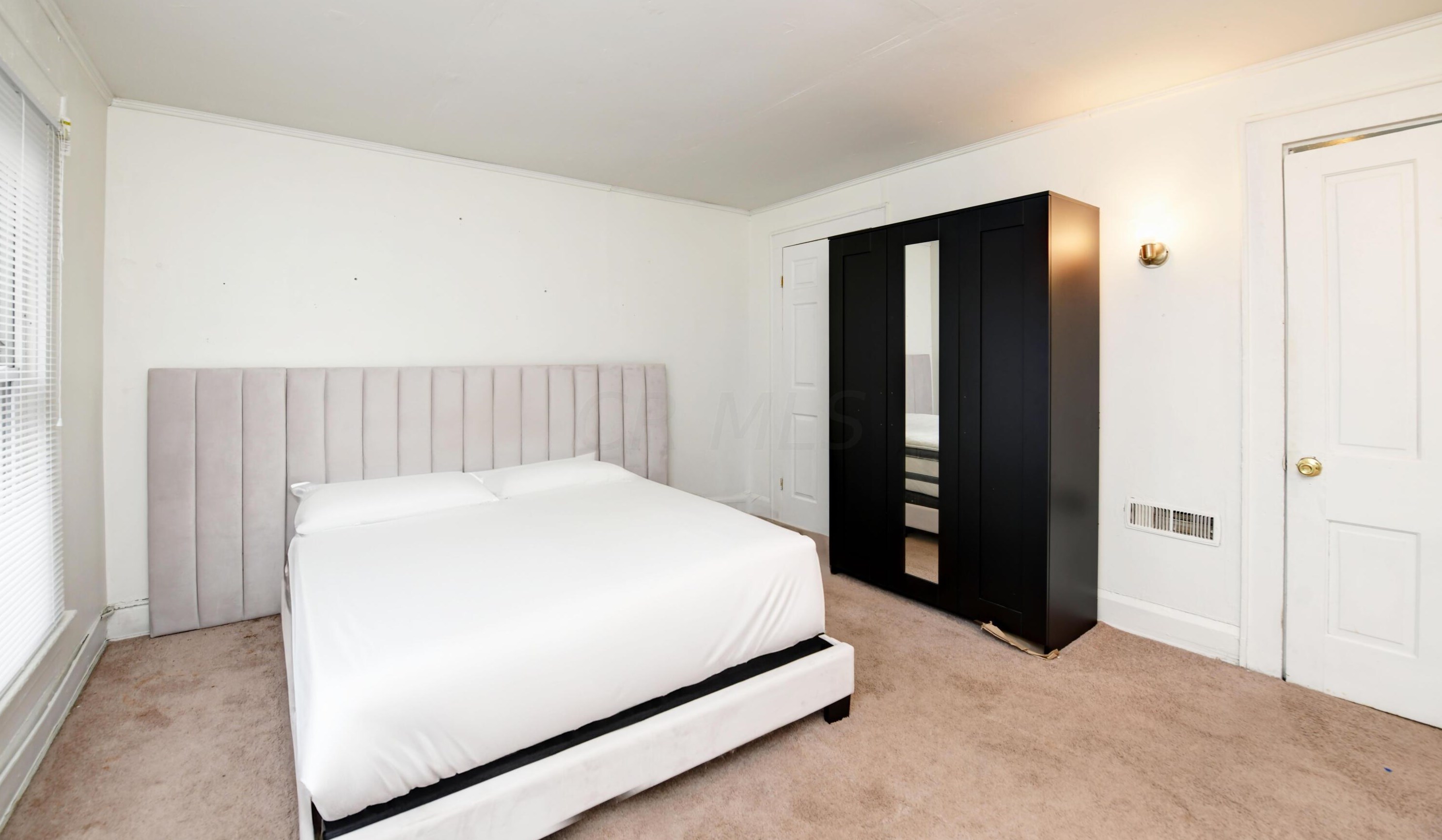 344 Loeffler Ave, Columbus OH exterior