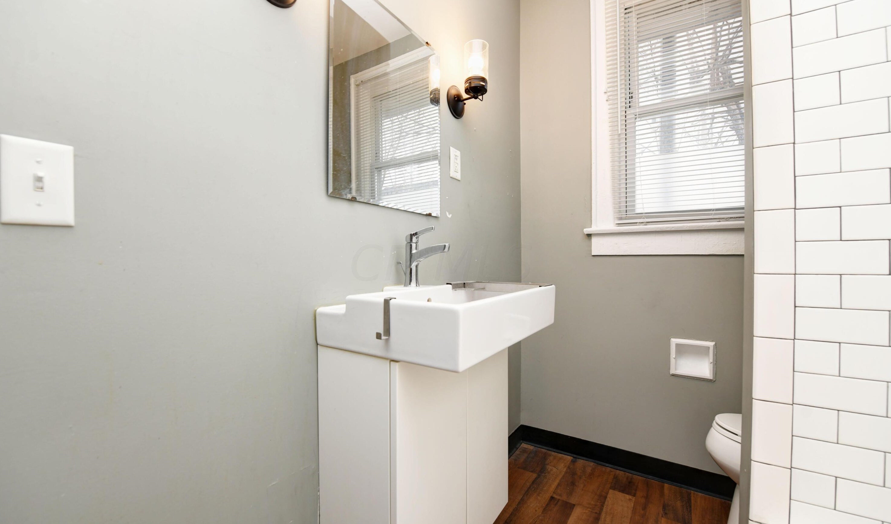 344 Loeffler Ave, Columbus OH exterior