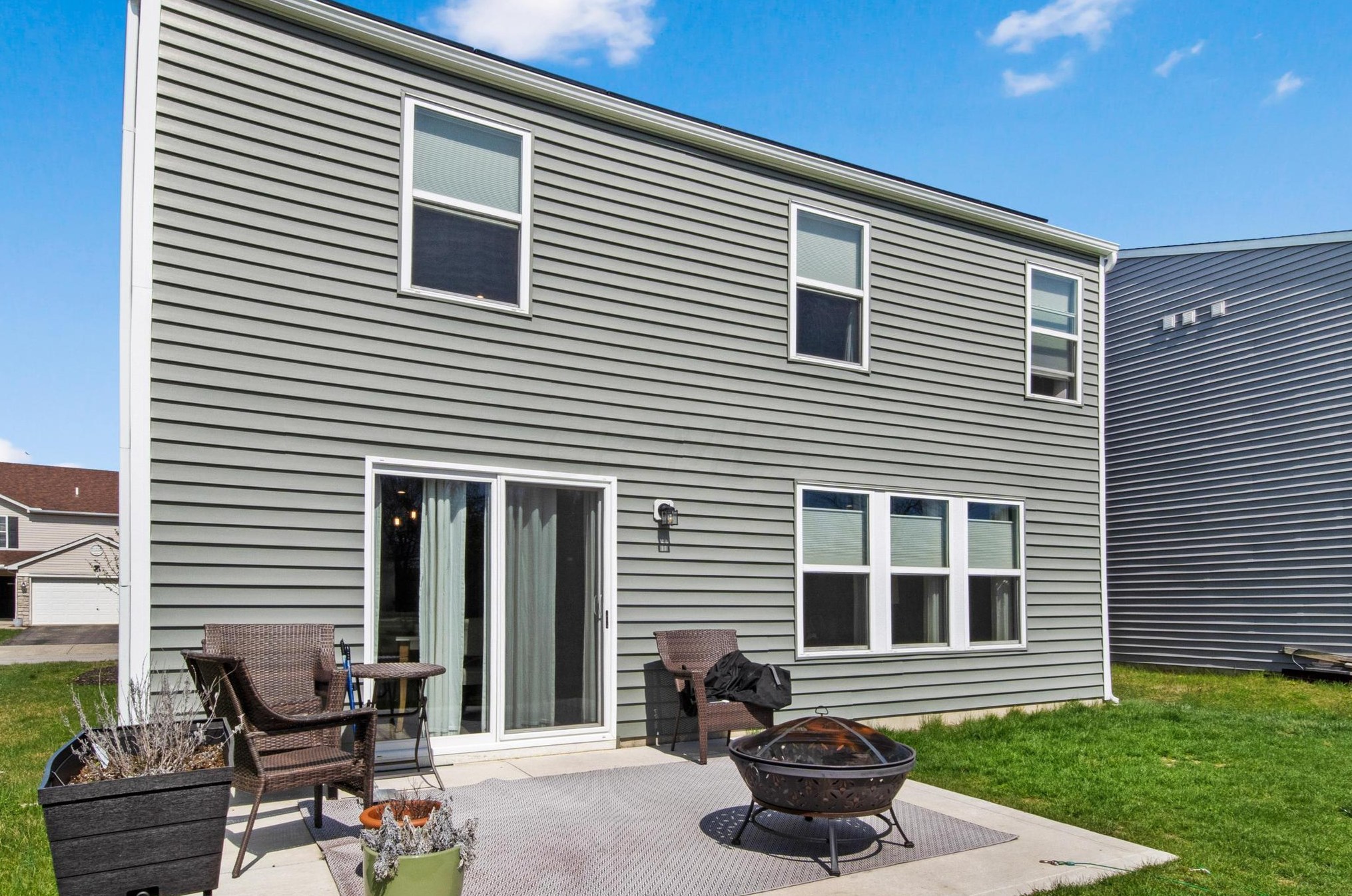 7445 Maple Spice Ave, Cnl Wnchstr OH  43110-8072 exterior