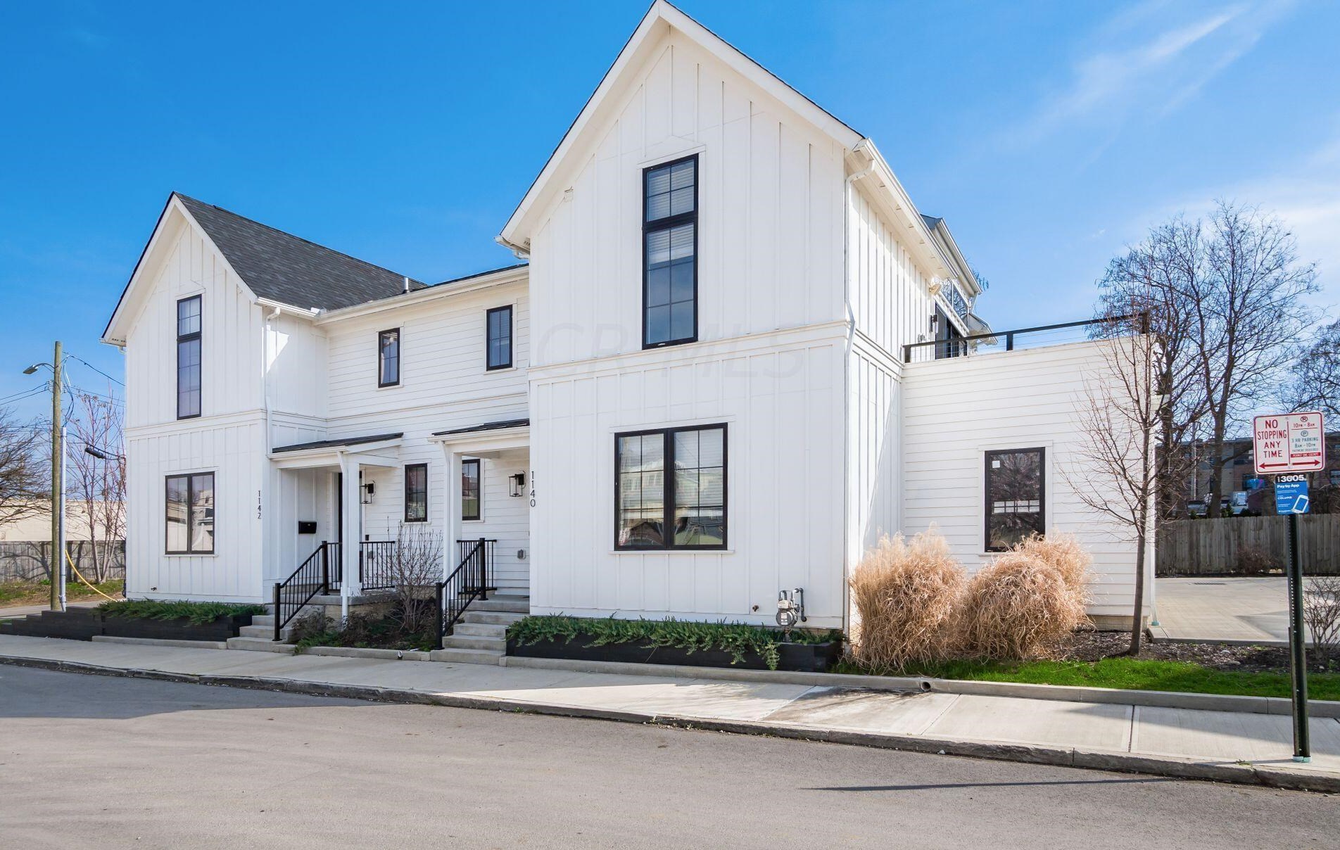 1140 Hamlet St, Columbus OH  43201-3511 exterior