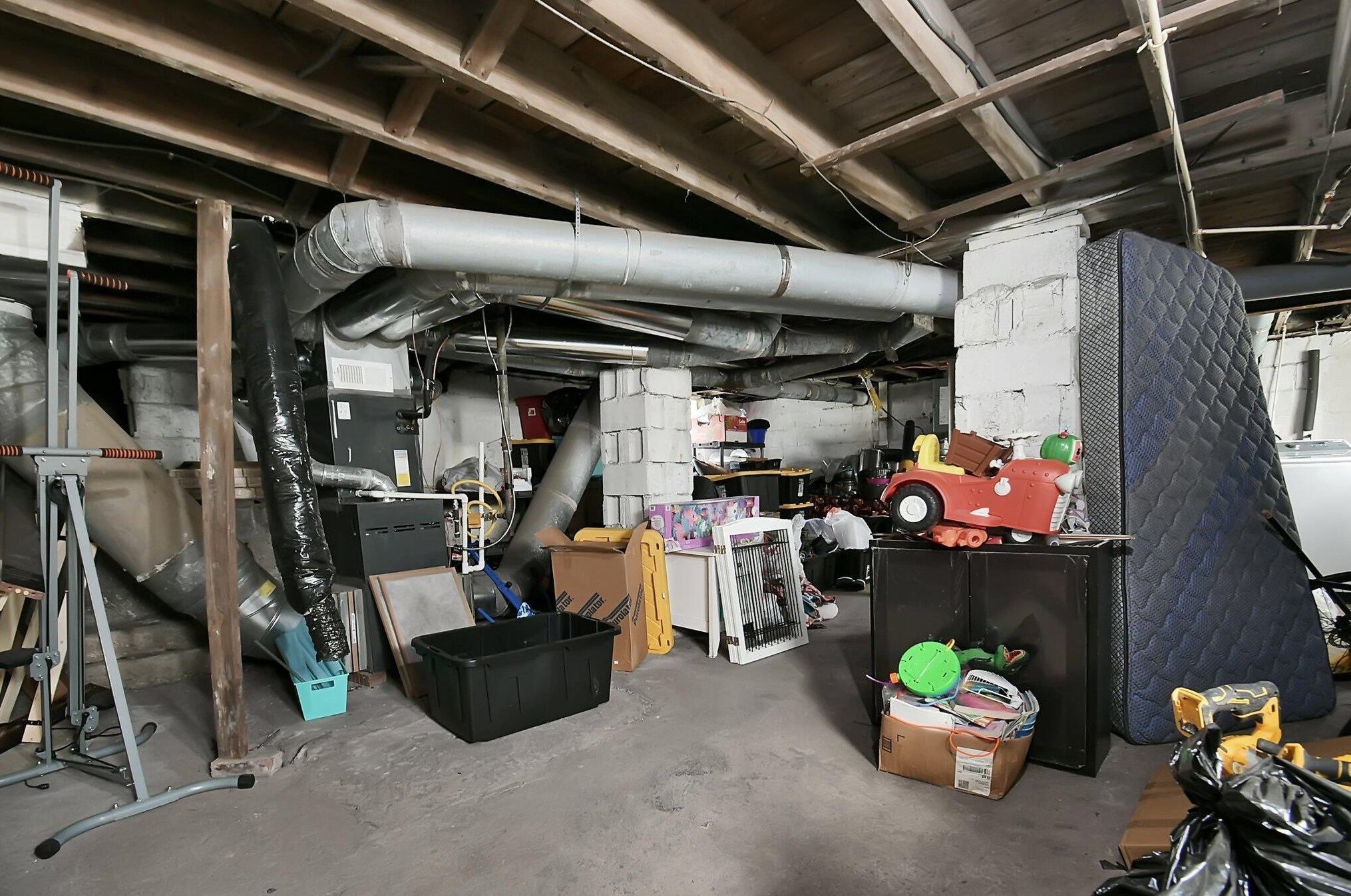 674 Napoleon Ave, Columbus OH  43213-4234 exterior