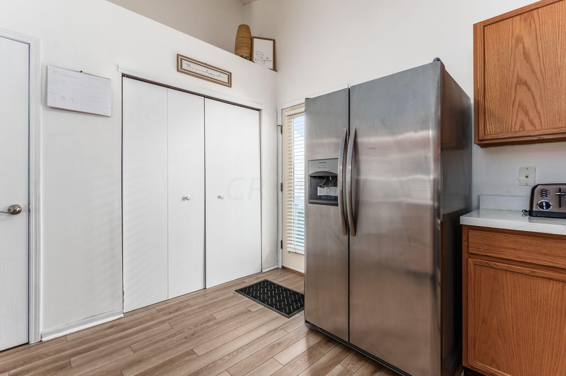 1844 Meadowlawn Dr, Columbus OH  43219-5524 exterior